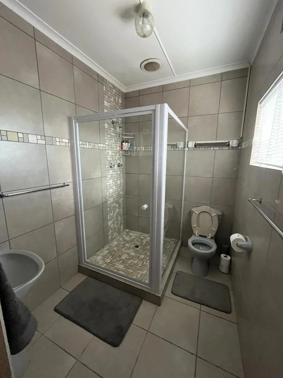 Bathroom in Oppi Draai Guesthouse