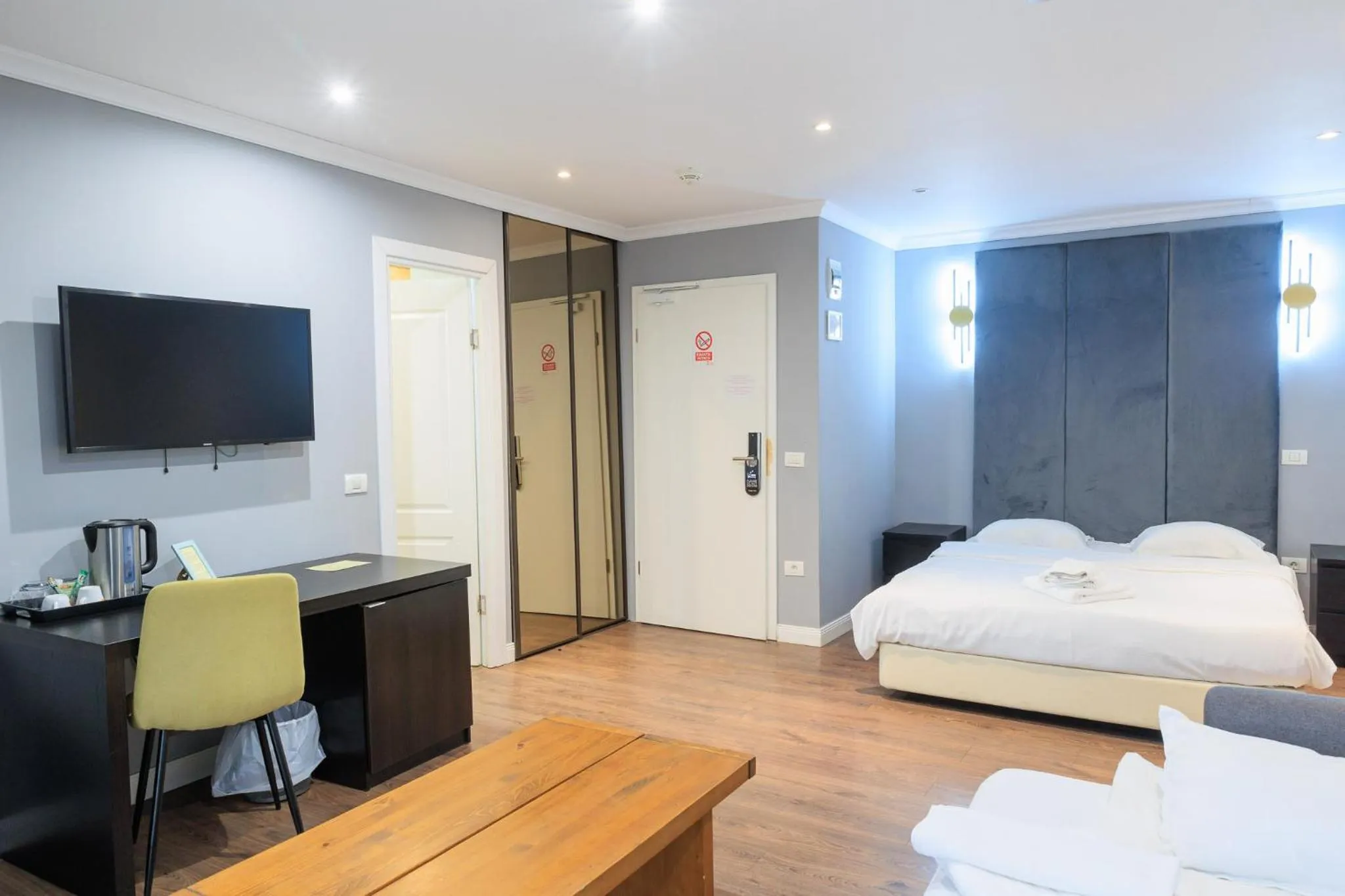 Bed in The Embassy Nord