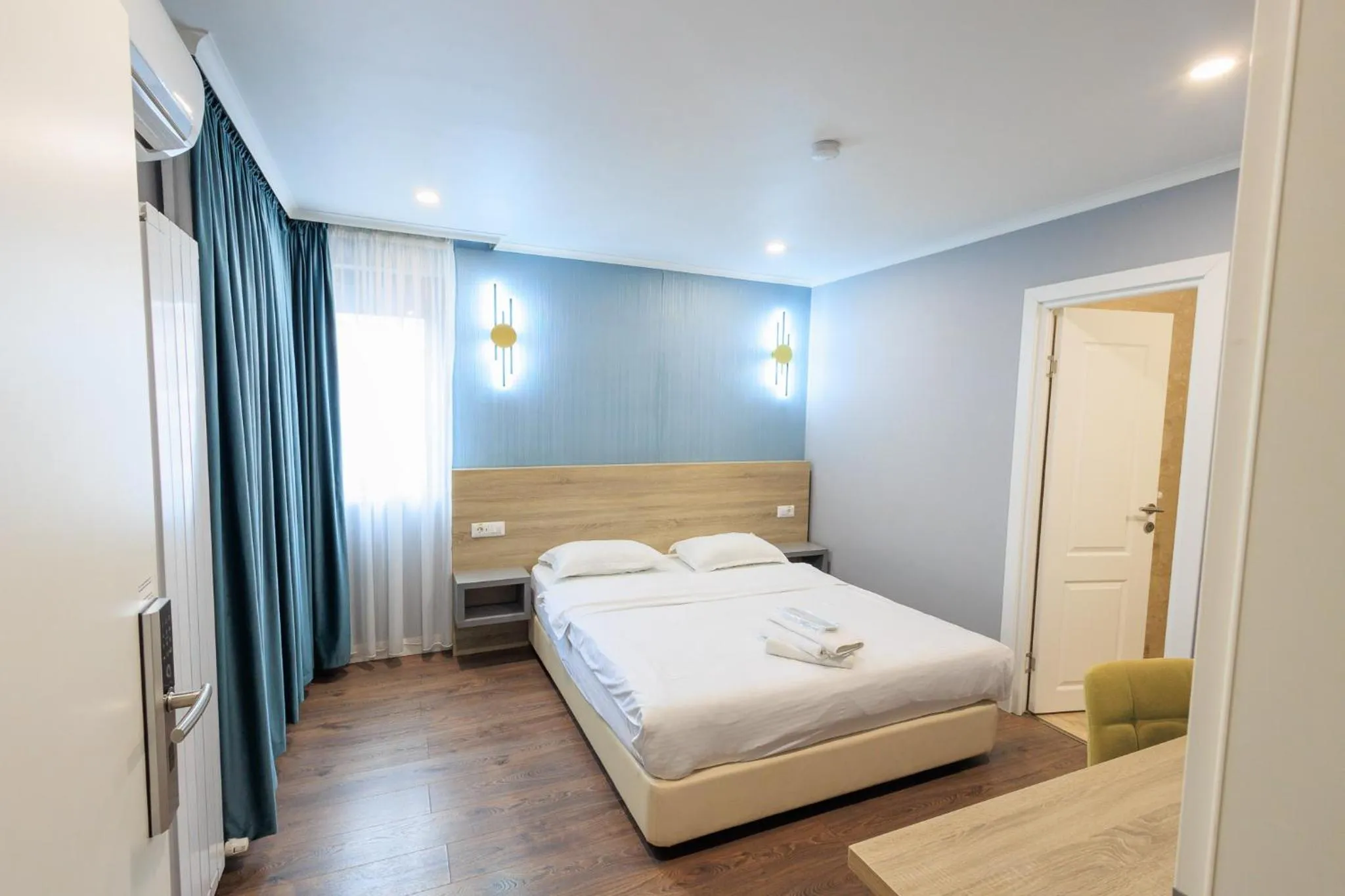 Bedroom, Bed in The Embassy Nord