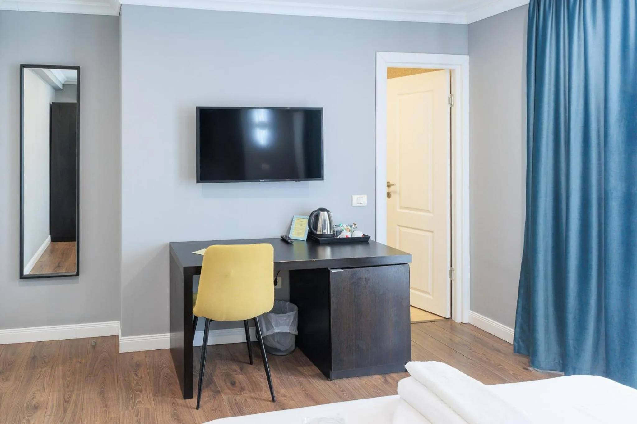 TV and multimedia, Bed in The Embassy Nord