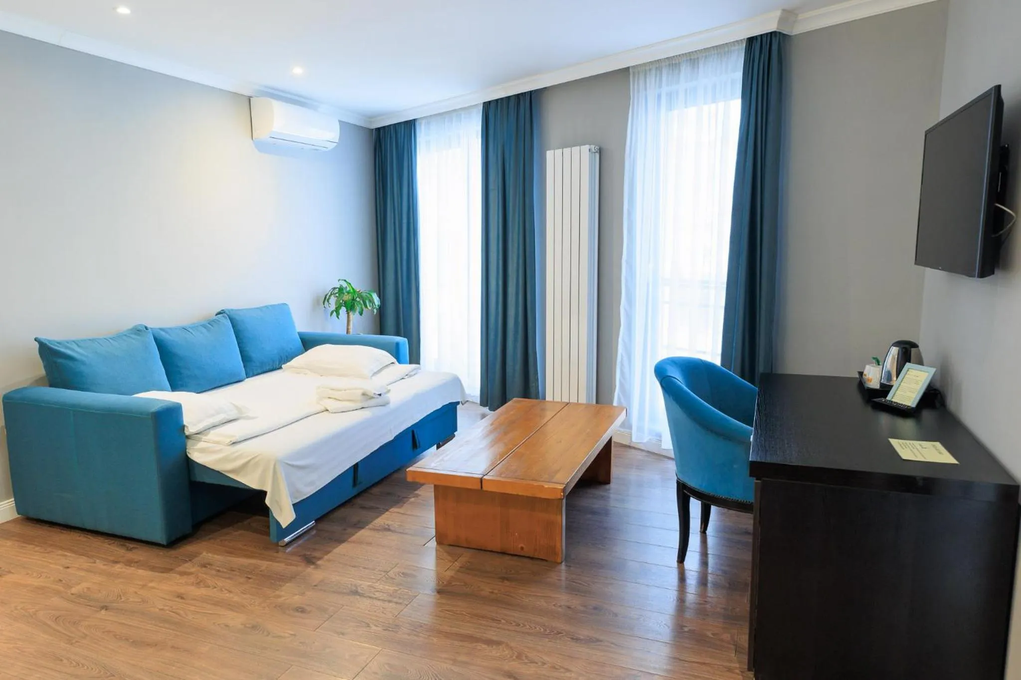 Bedroom, Bed in The Embassy Nord