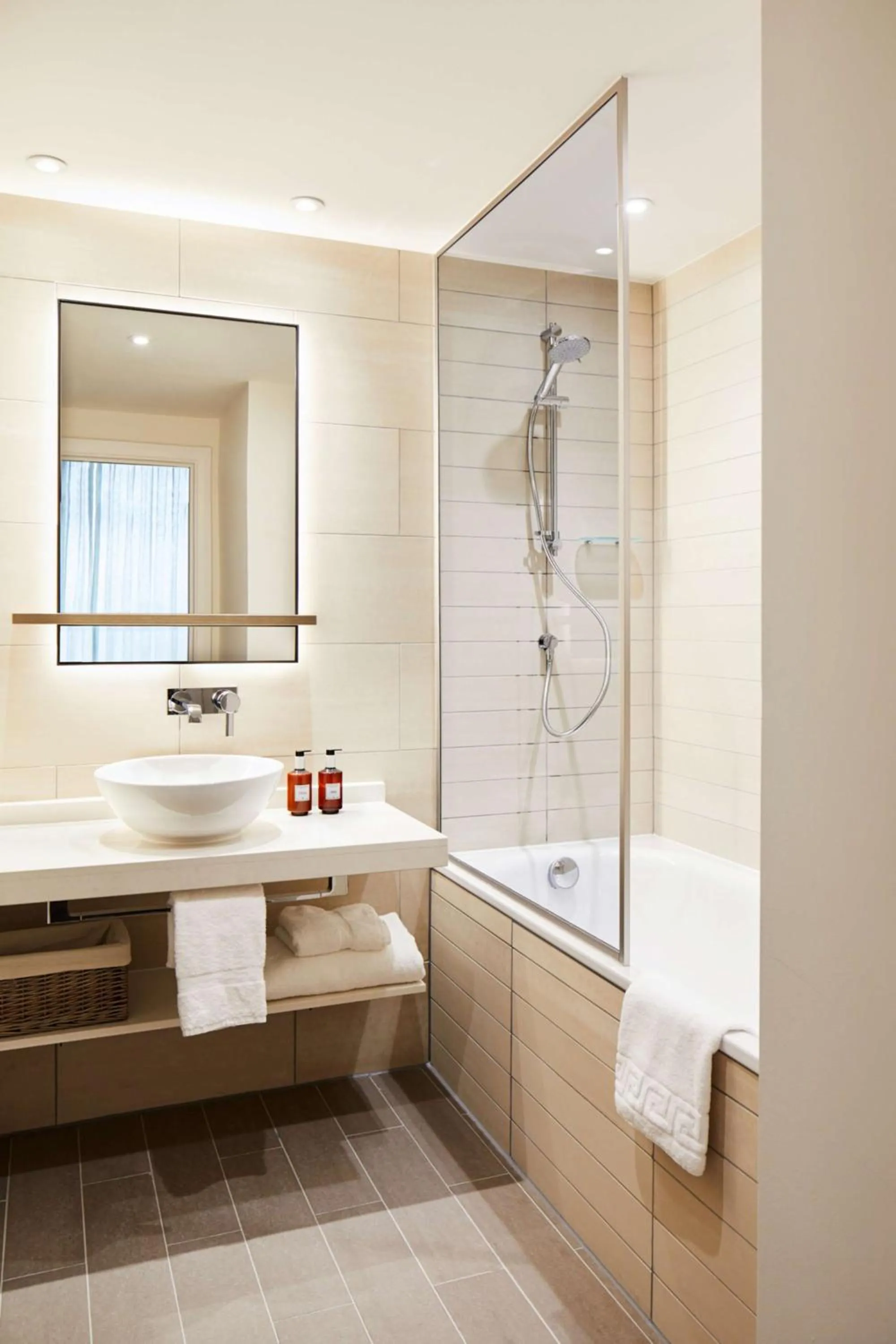 Bathroom in Hyatt House Manchester - Aparthotel