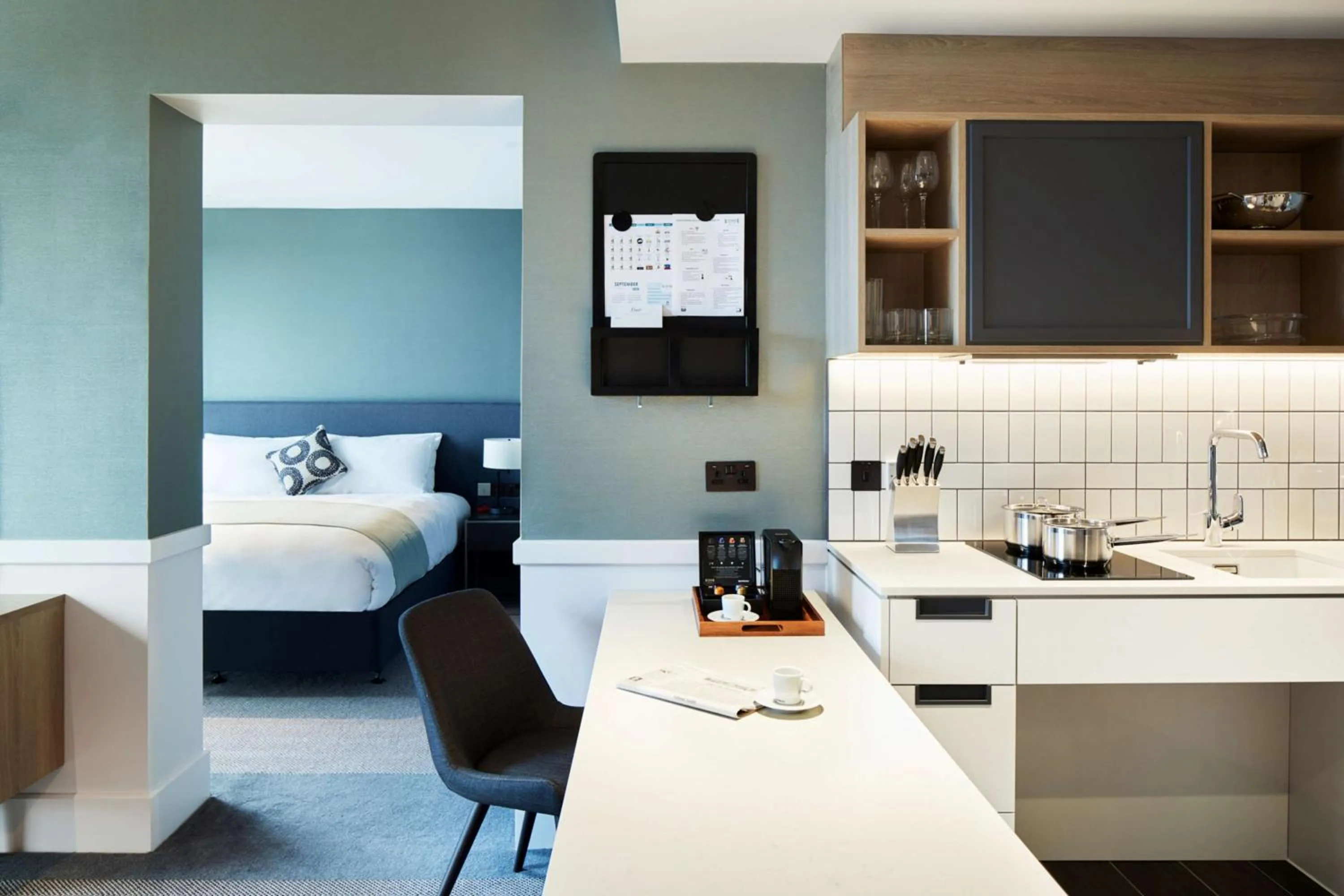 Bedroom, Bed in Hyatt House Manchester - Aparthotel