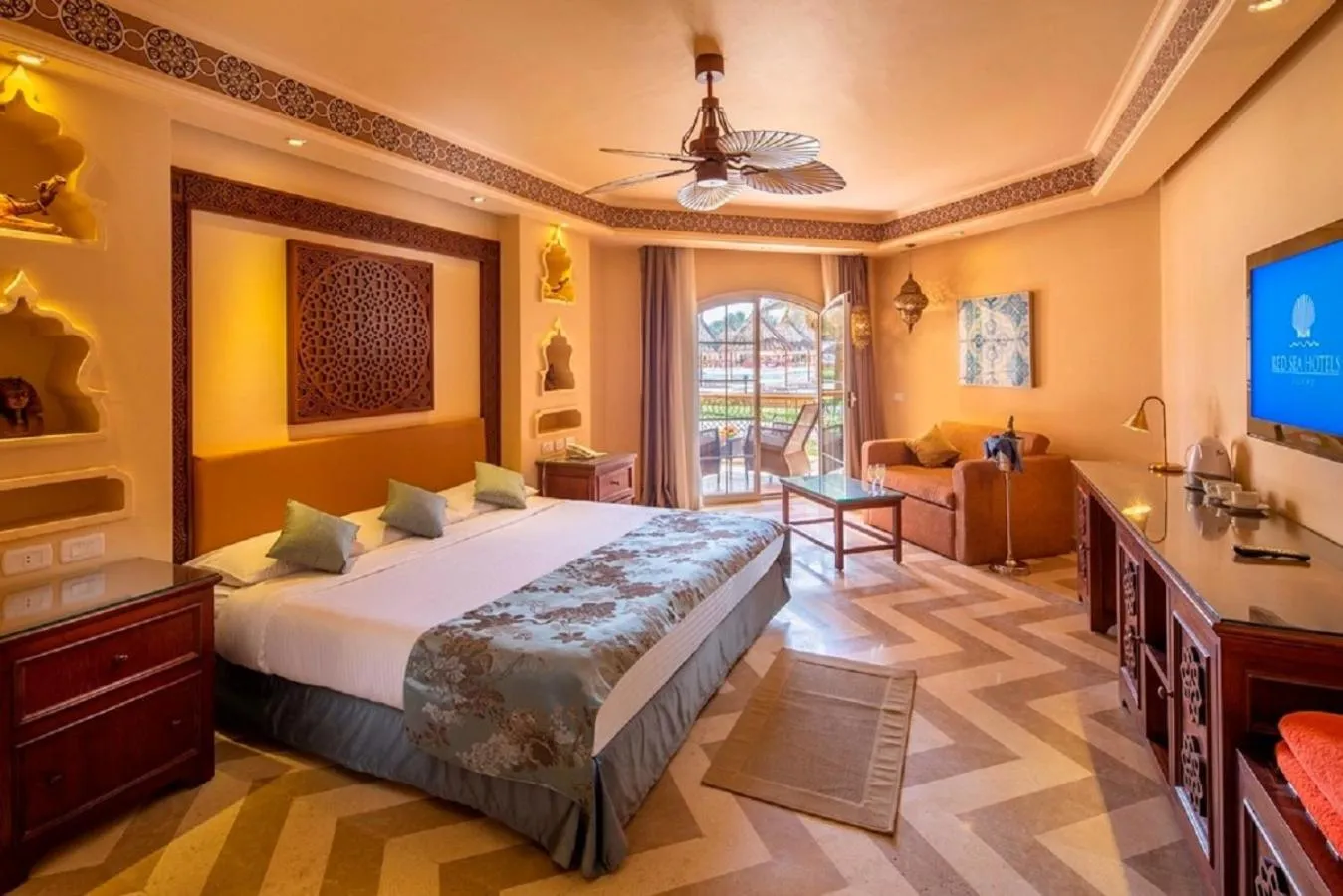 Bedroom, Bed in Siva Grand Beach