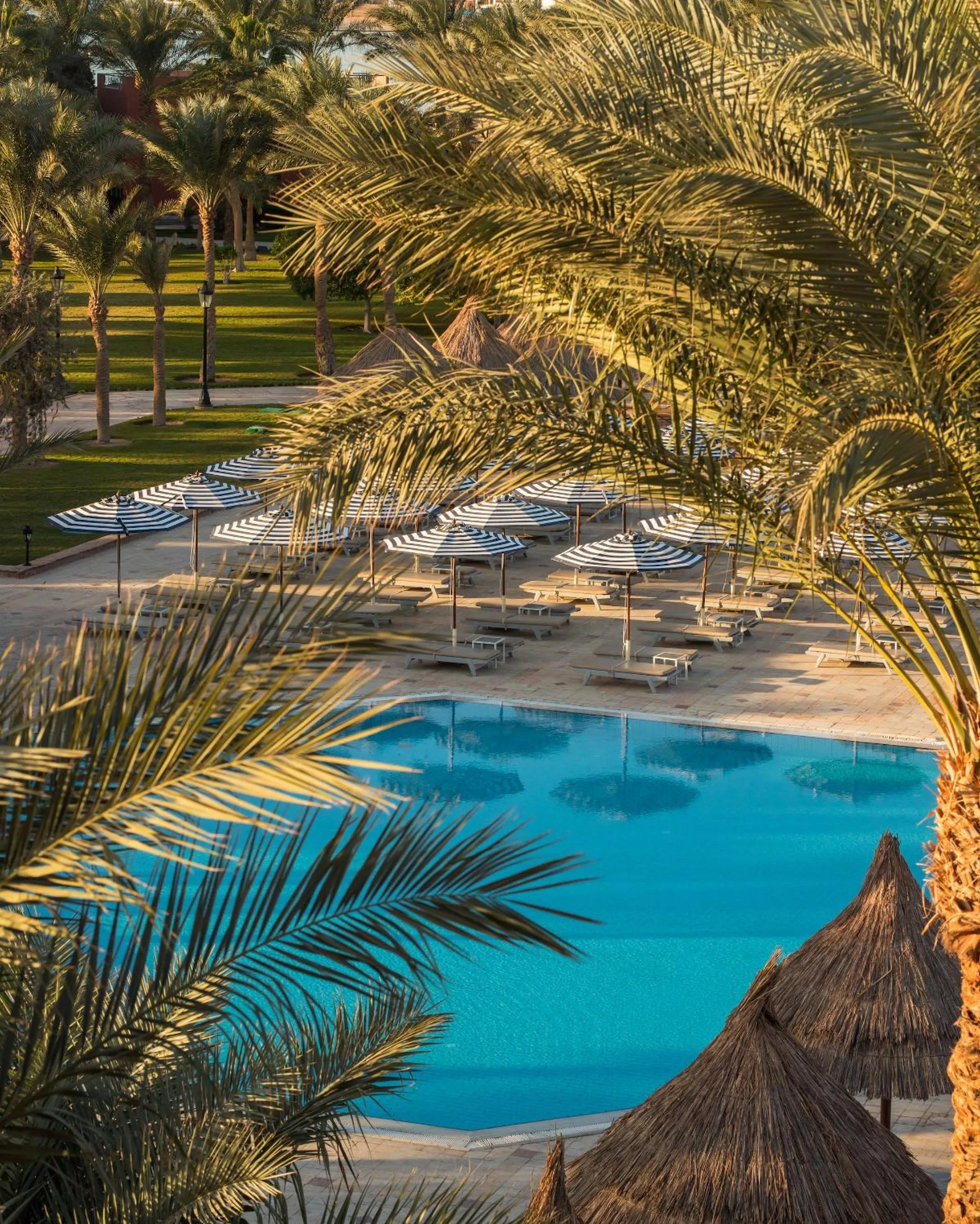 Swimming pool in Siva Grand Beach