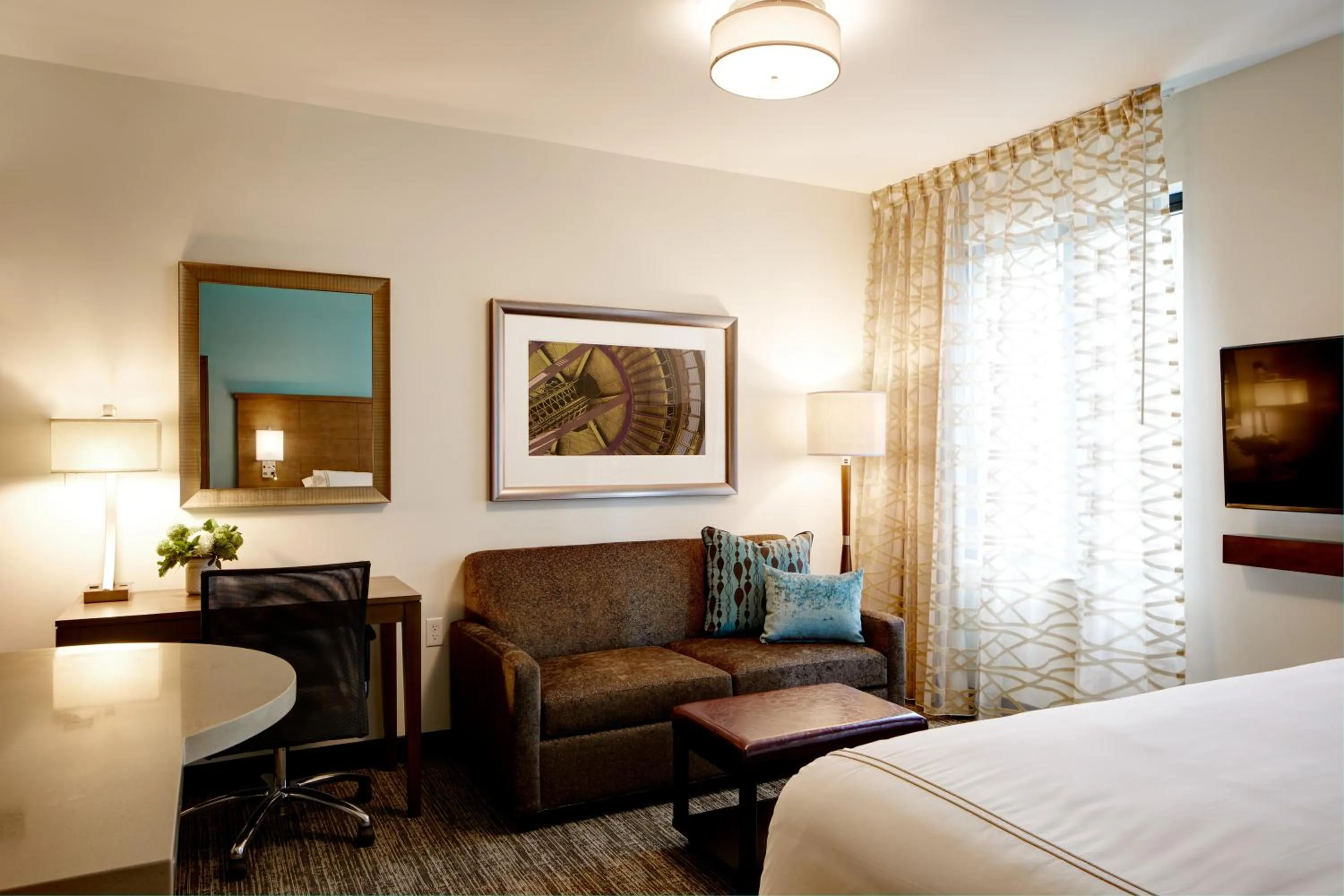 Photo of the whole room, Bed in Staybridge Suites Seattle - South Lake Union by IHG