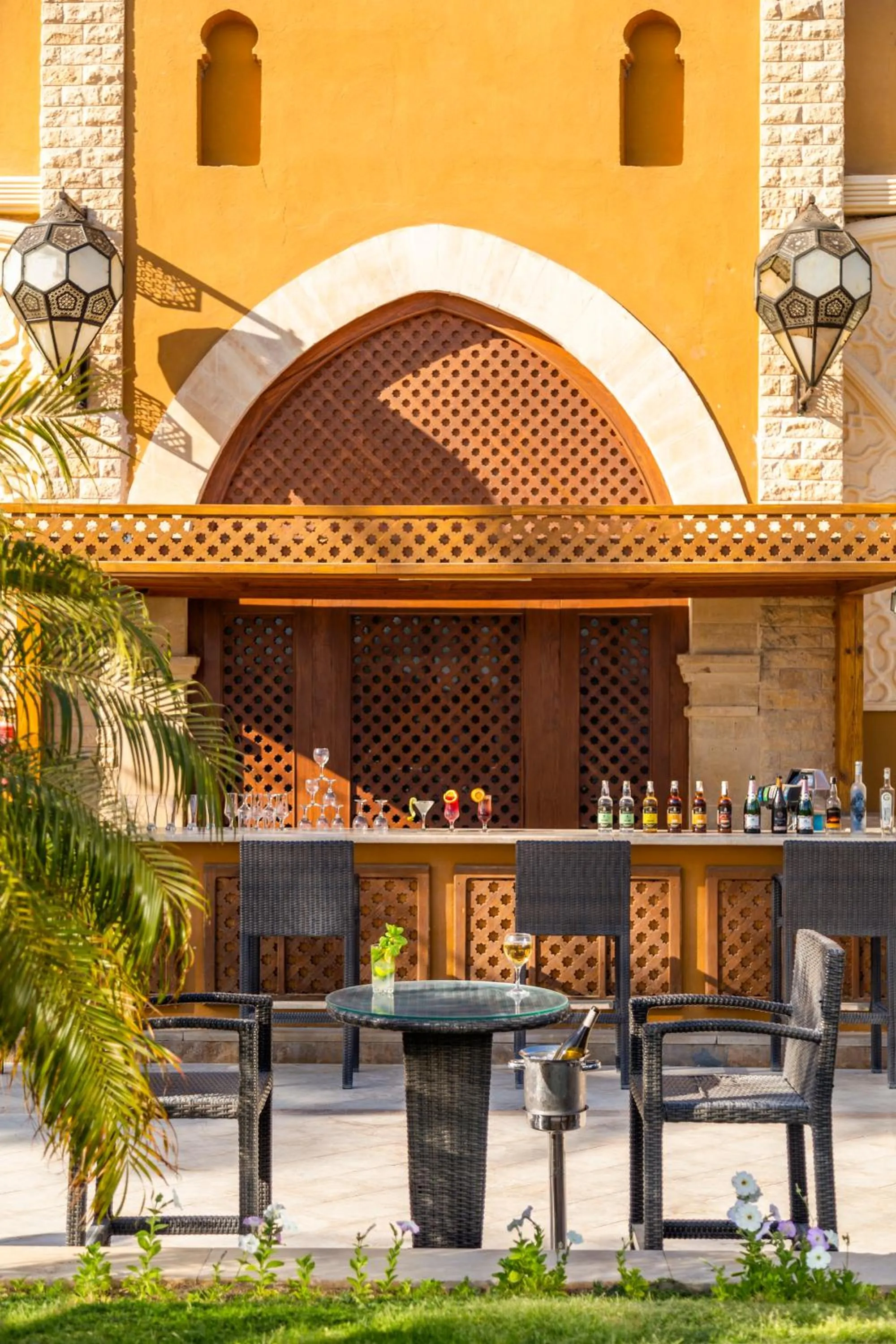 Lounge or bar in Grand Waterworld Makadi - Couples and Families Only