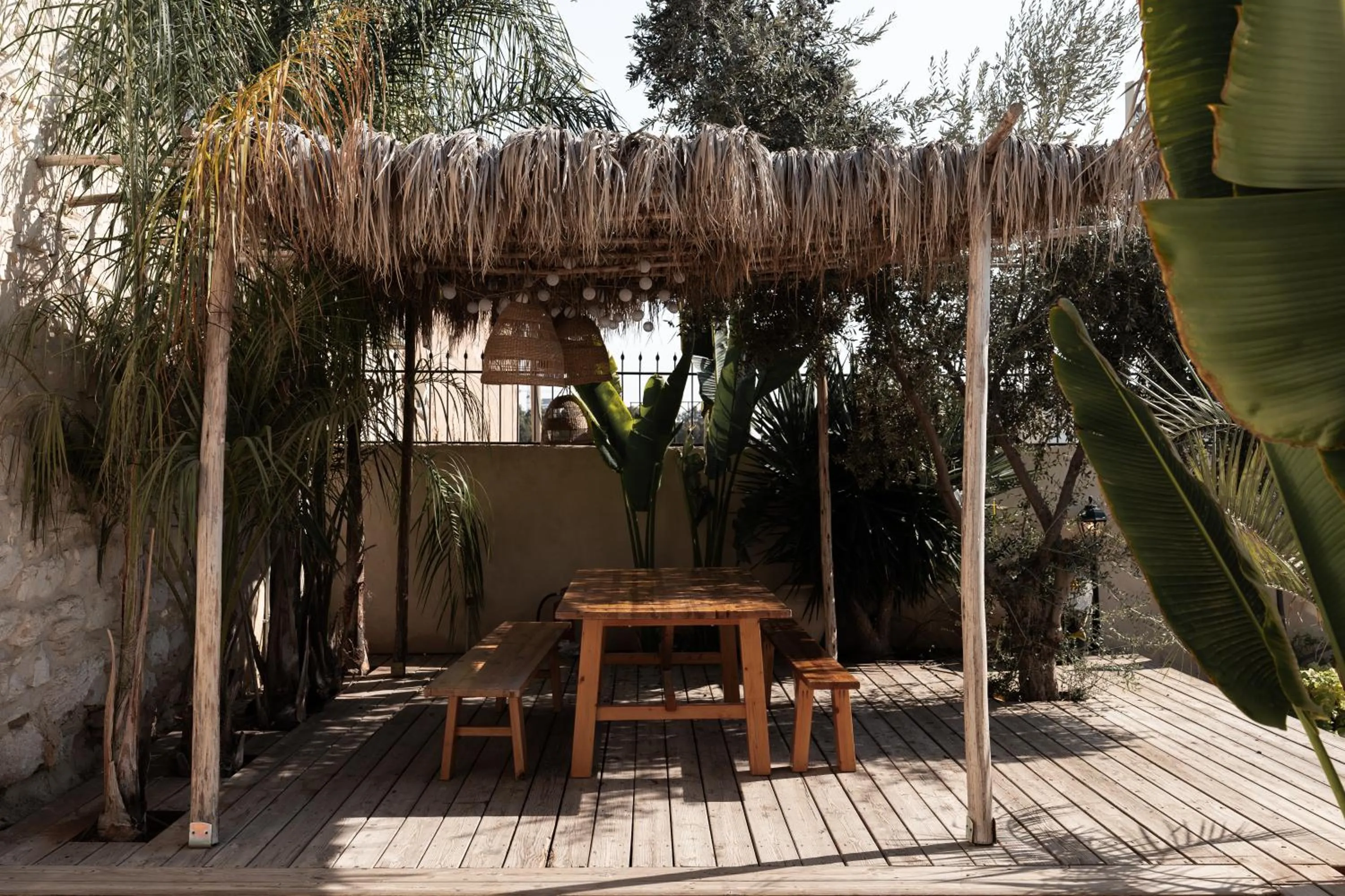 Property building in Hotel Anilevich Mansion