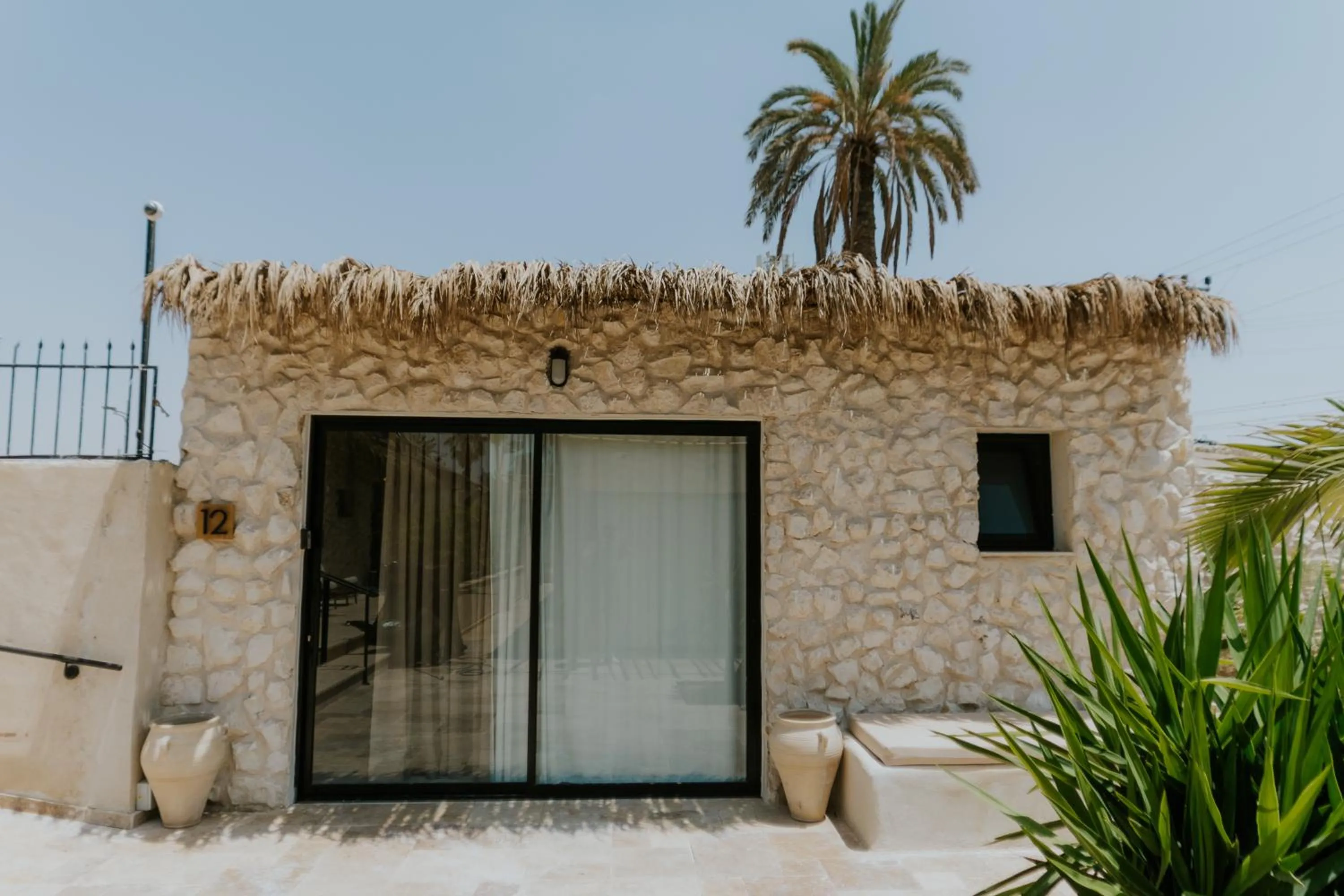 Property building in Hotel Anilevich Mansion