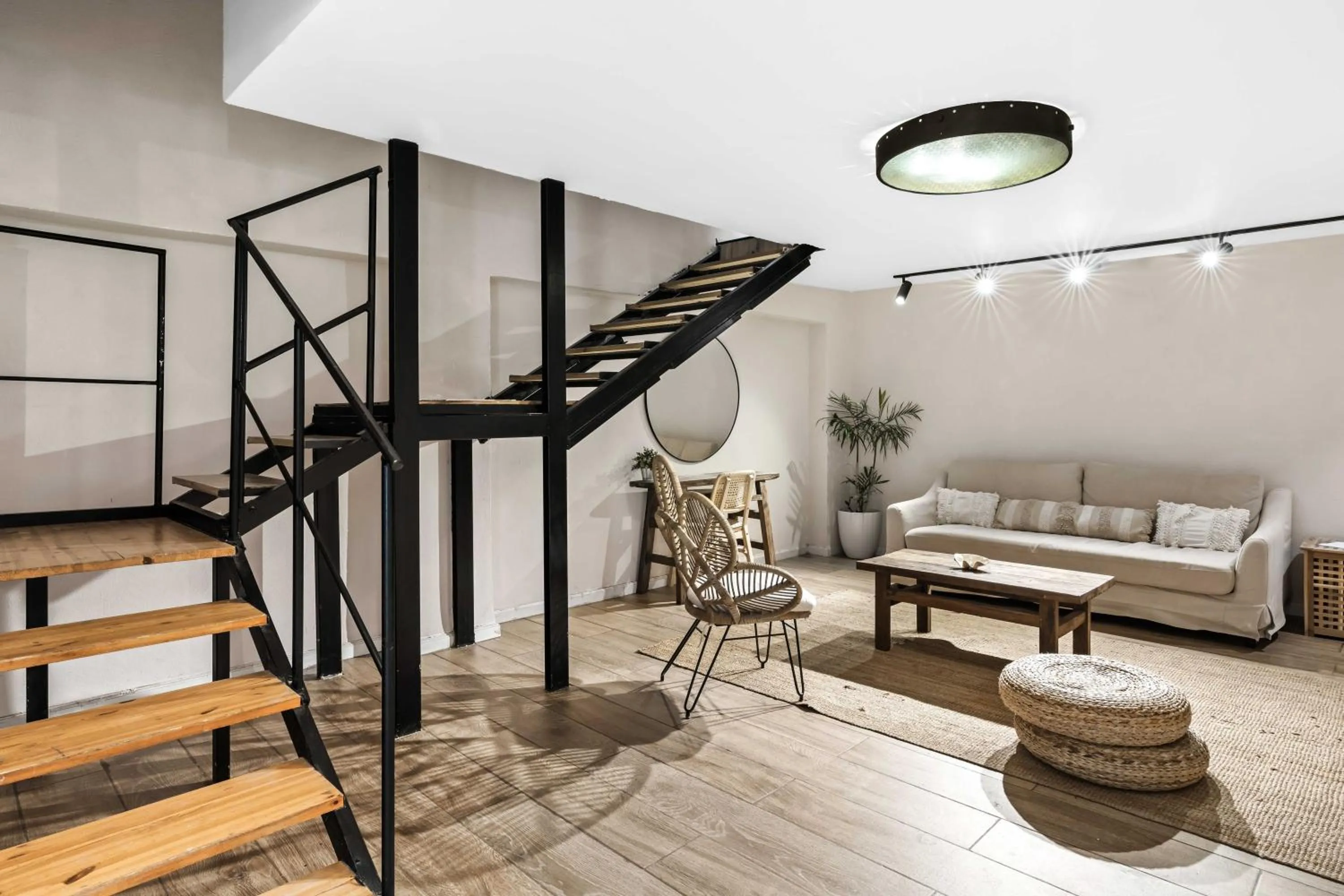 Living room in Hotel Anilevich Mansion