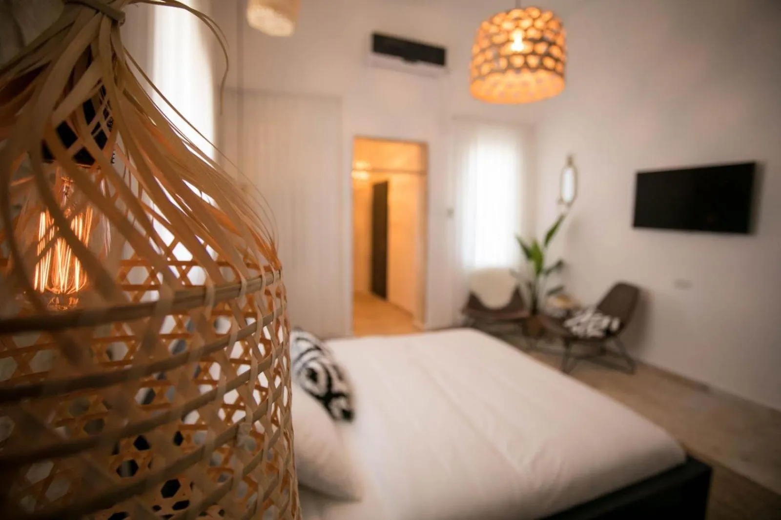 Bedroom, Bed in Hotel Anilevich Mansion