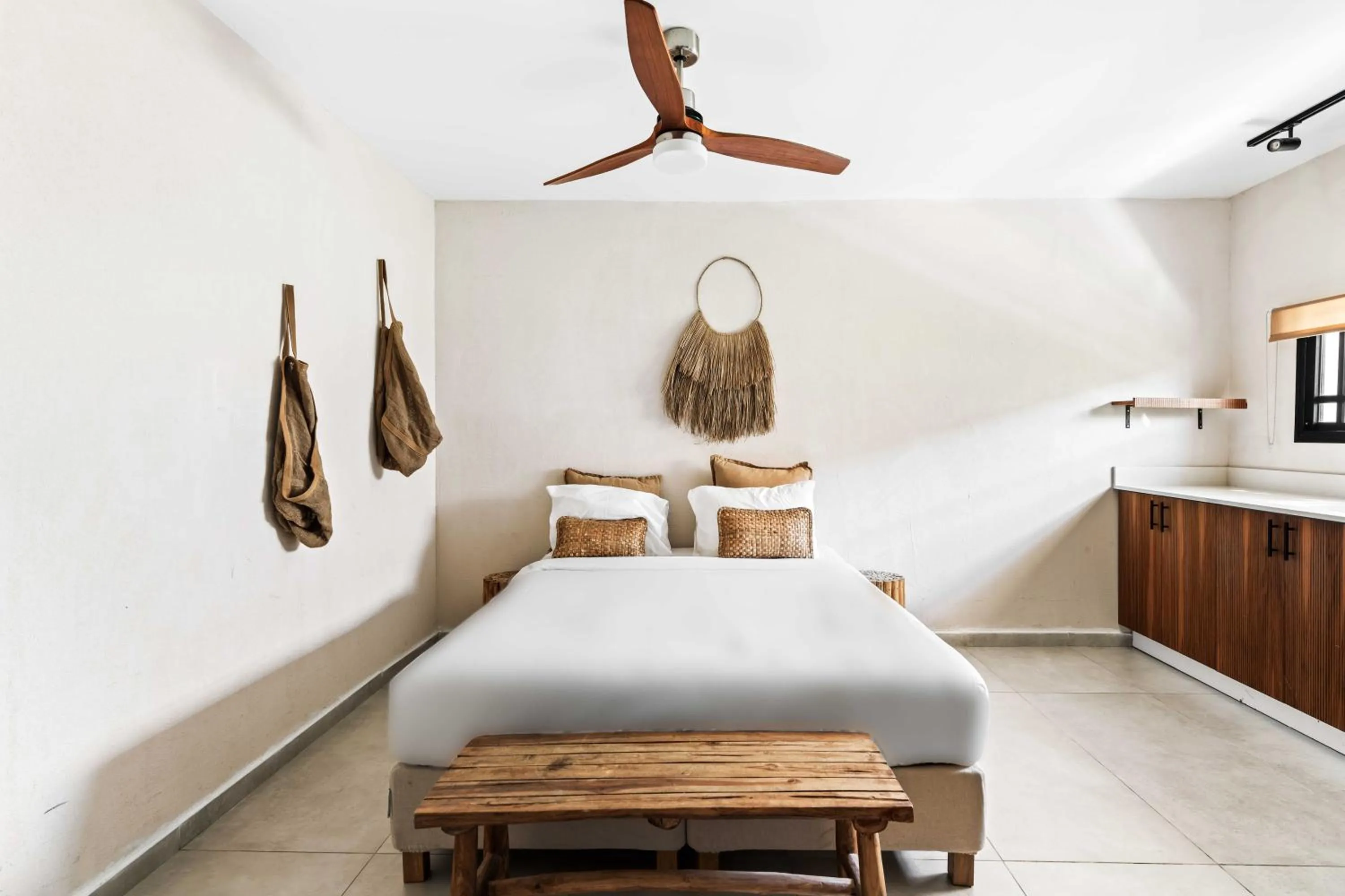 Bed in Hotel Anilevich Mansion