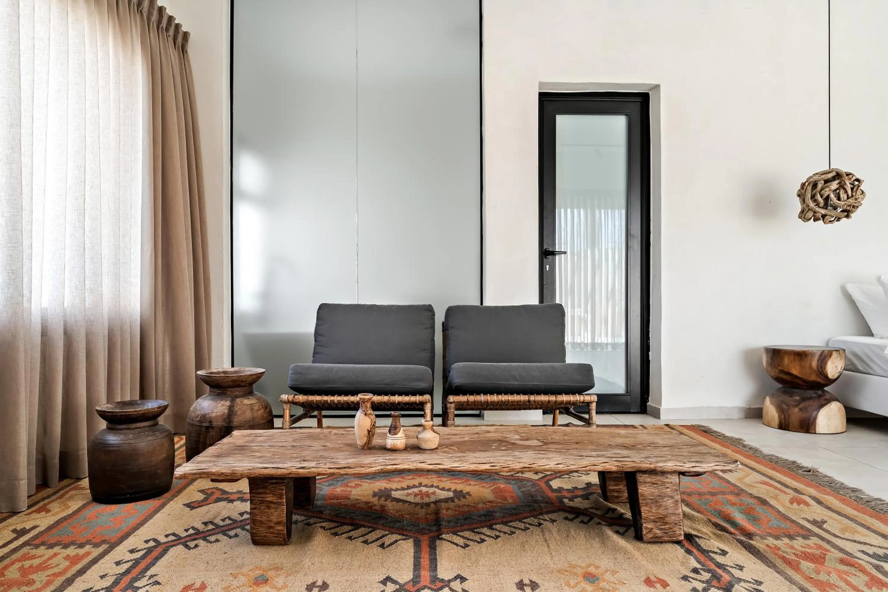 Living room in Hotel Anilevich Mansion