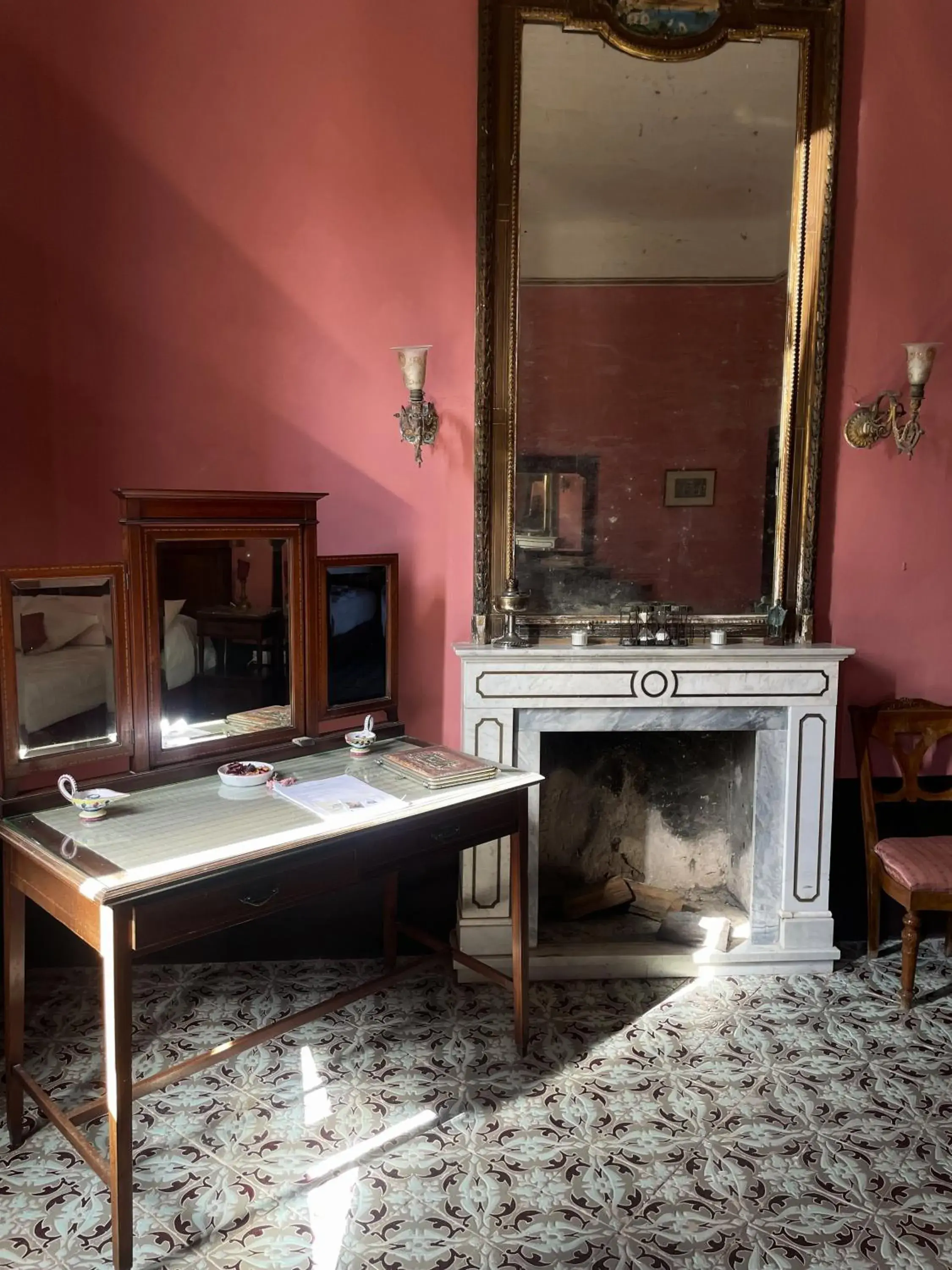 Standard Suite in Palazzo Mazziotti Standard Suite in Palazzo Mazziotti