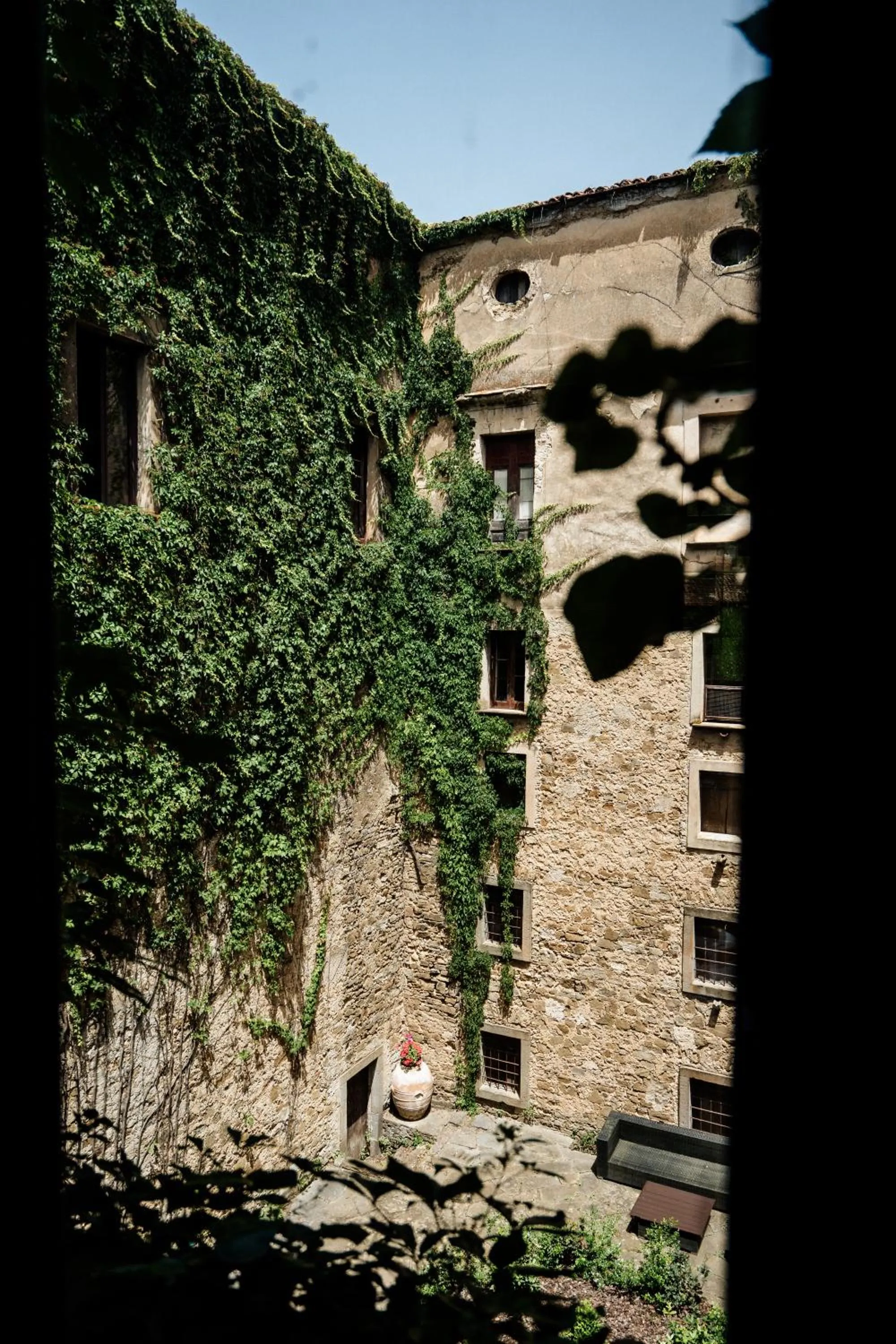 Inner courtyard view in Palazzo Mazziotti