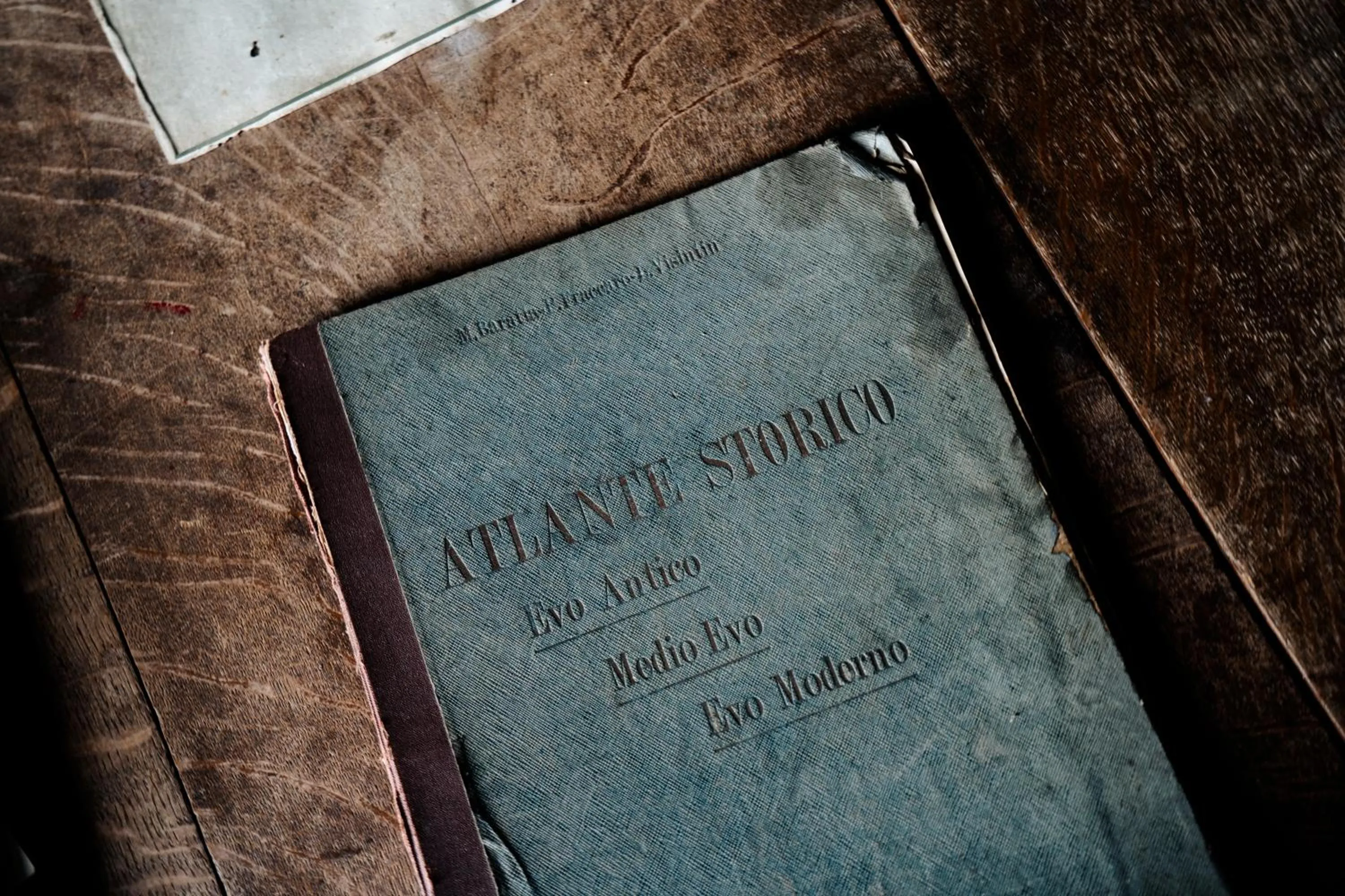 Seating area in Palazzo Mazziotti