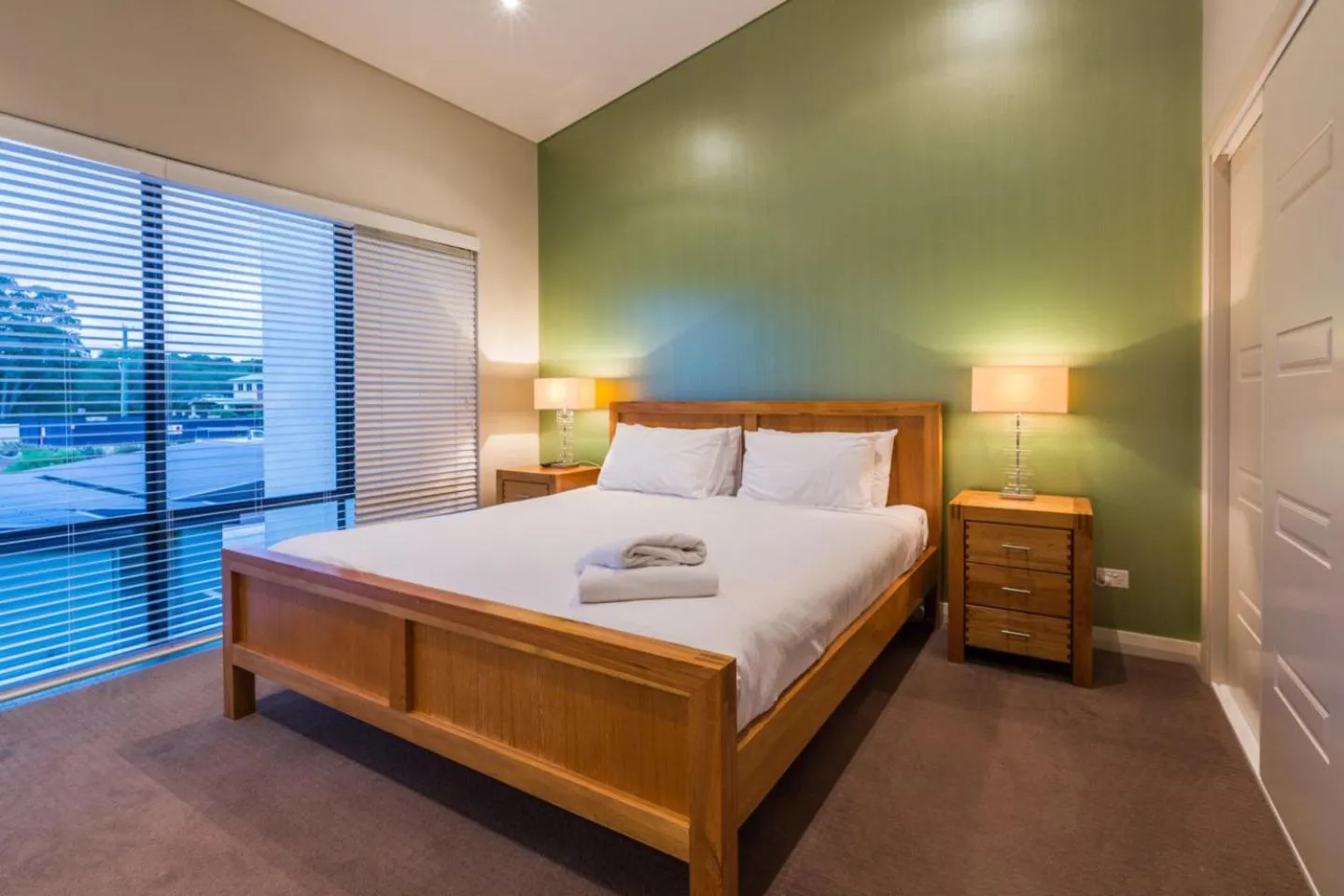 Bedroom, Bed in Regency Beach Club