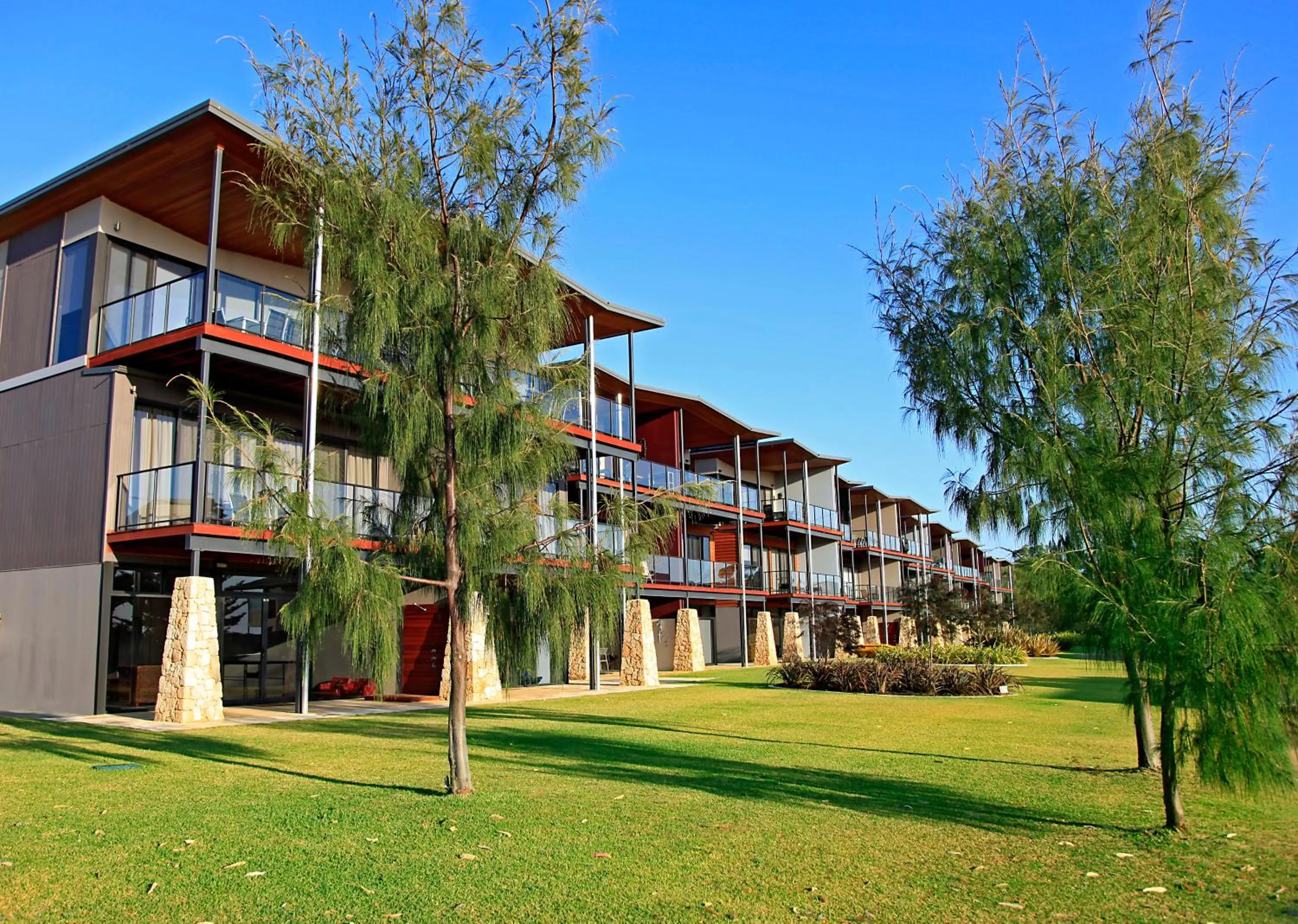 Property building in Regency Beach Club