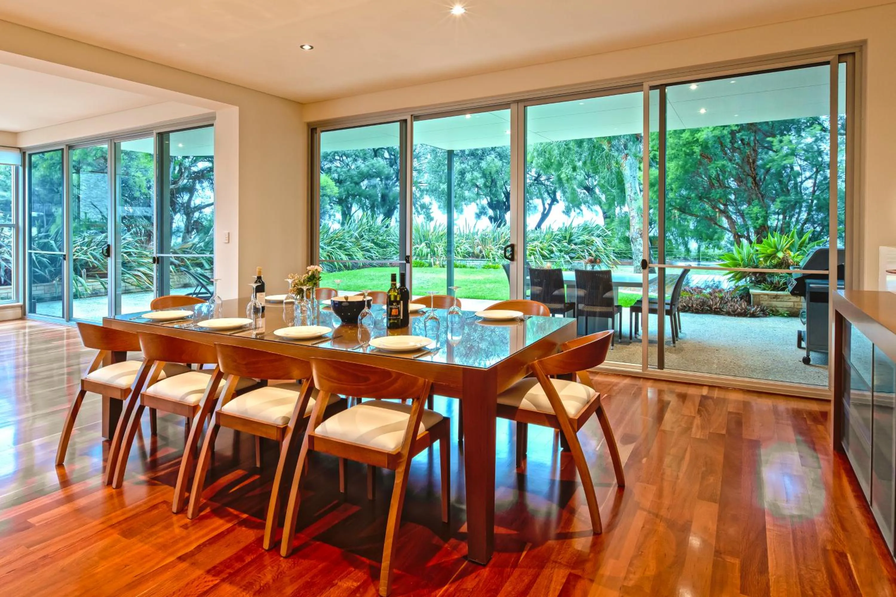 Dining area in Regency Beach Club