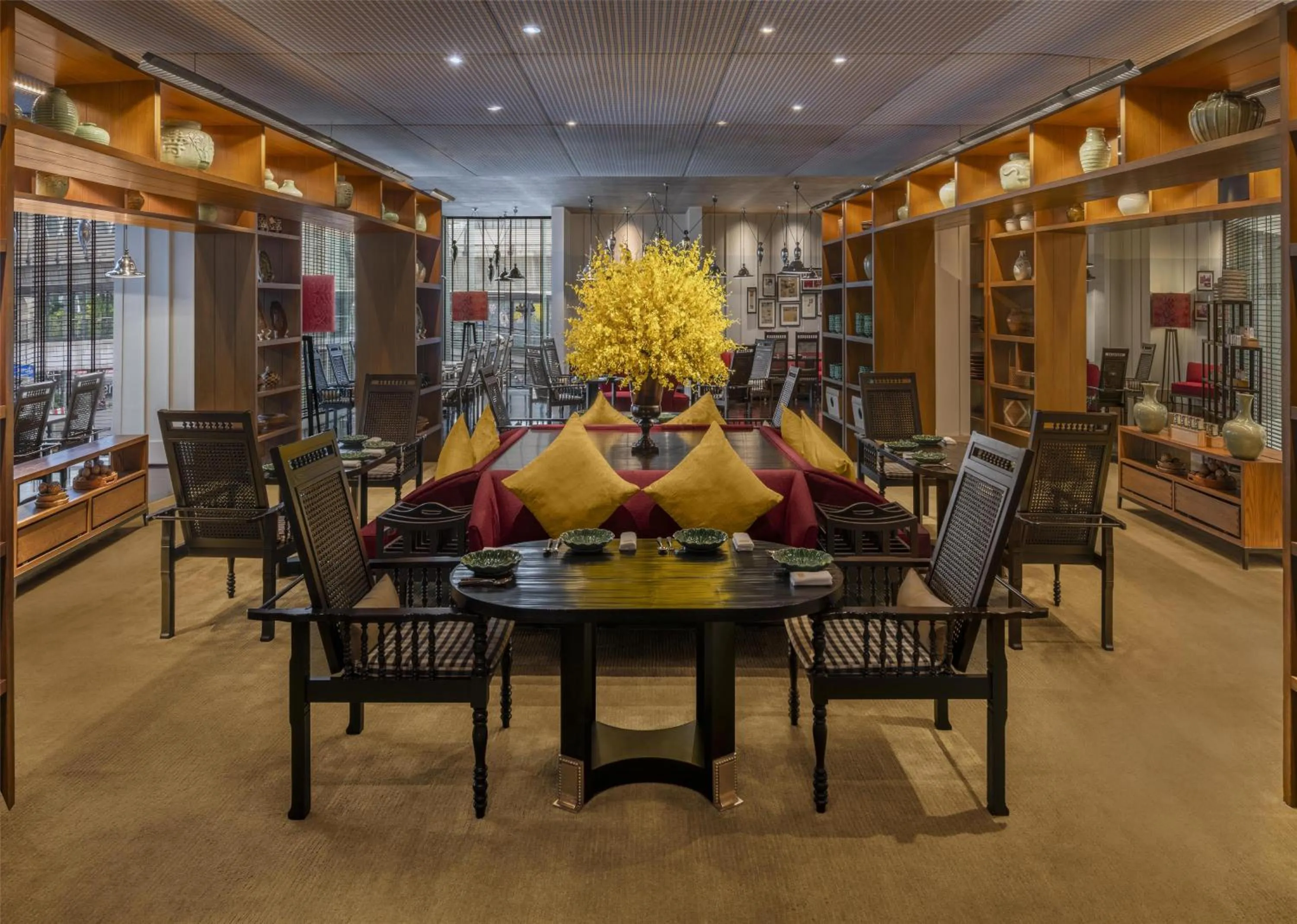 Lounge or bar in Grand Hyatt Erawan Bangkok