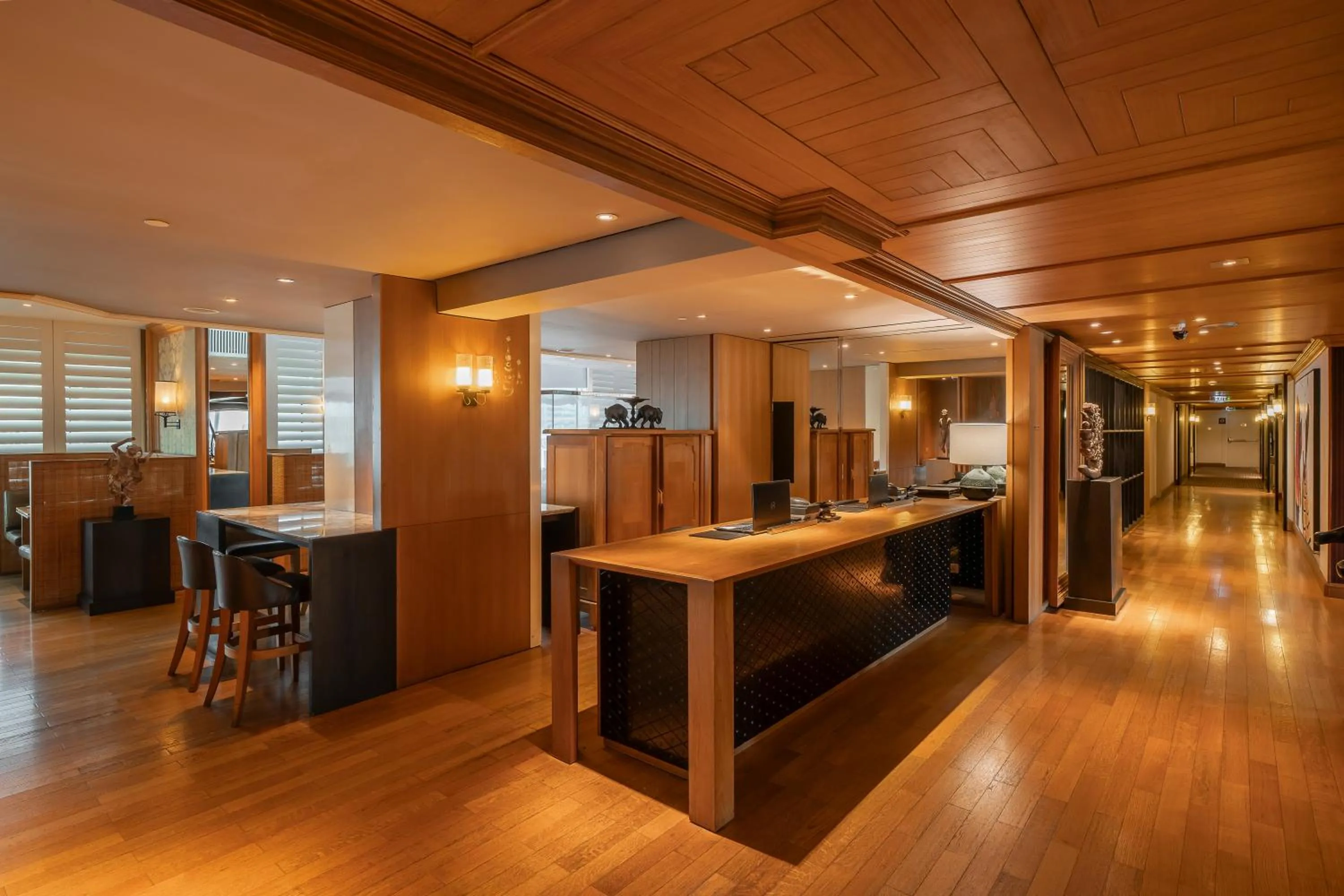 Lounge or bar in Grand Hyatt Erawan Bangkok