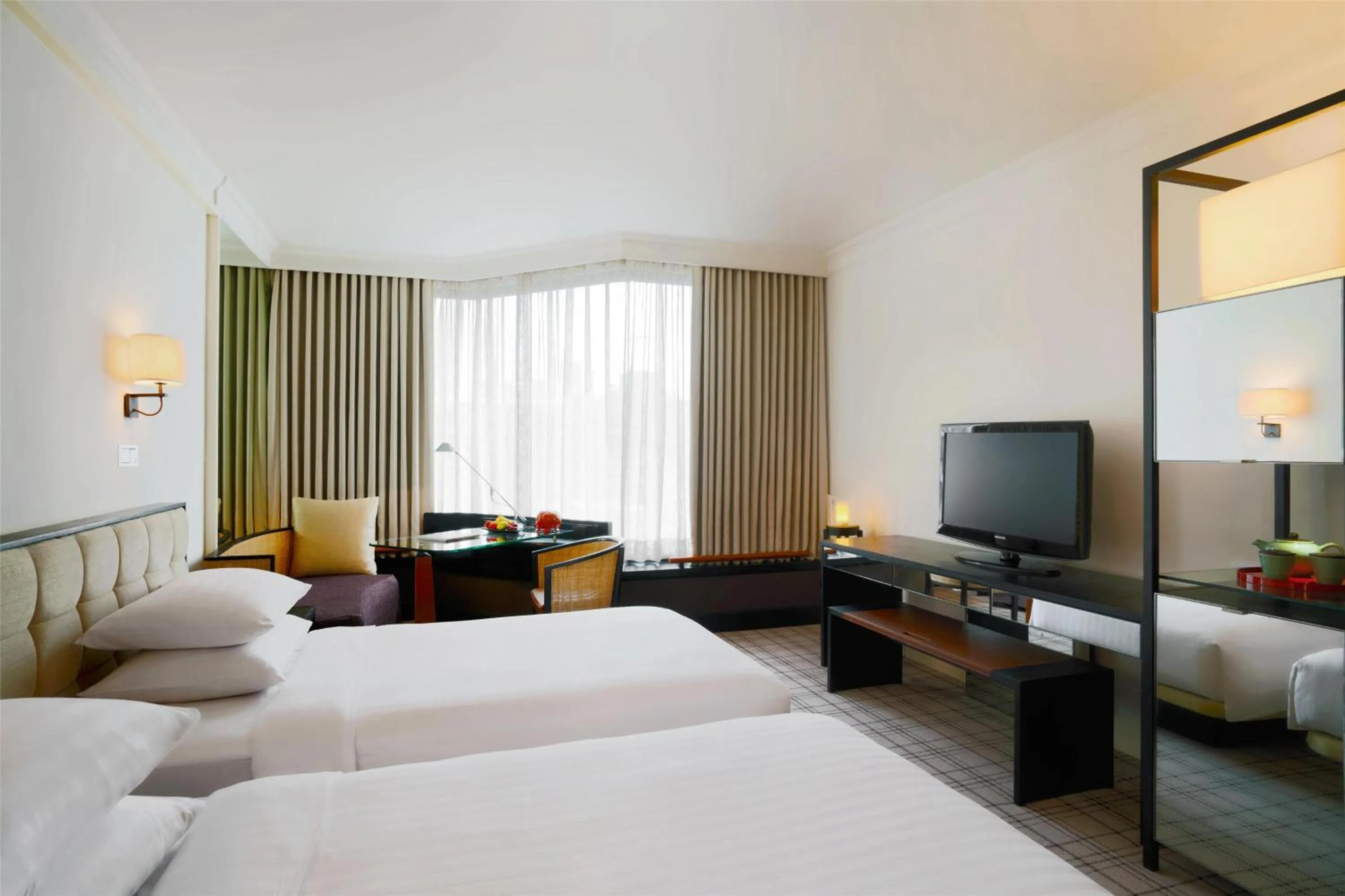 Bedroom, Bed in Grand Hyatt Erawan Bangkok