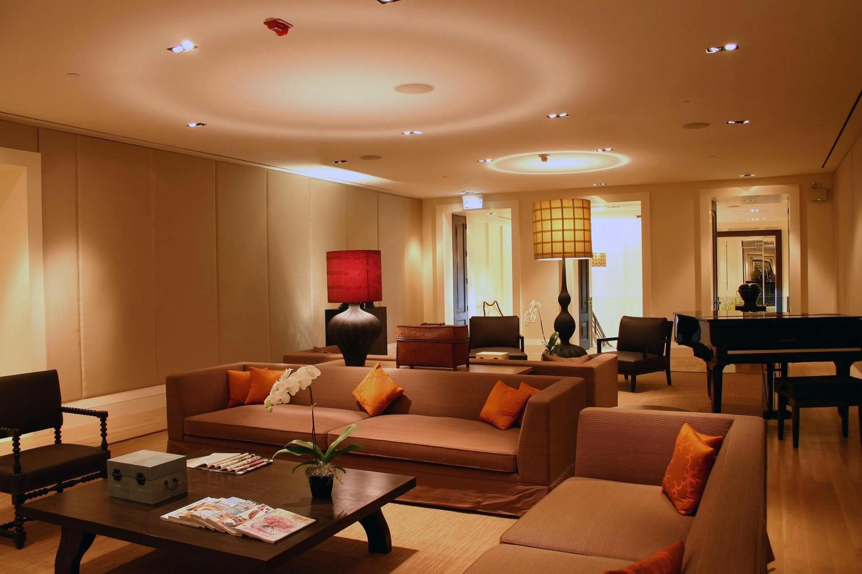 Photo of the whole room in Grand Hyatt Erawan Bangkok