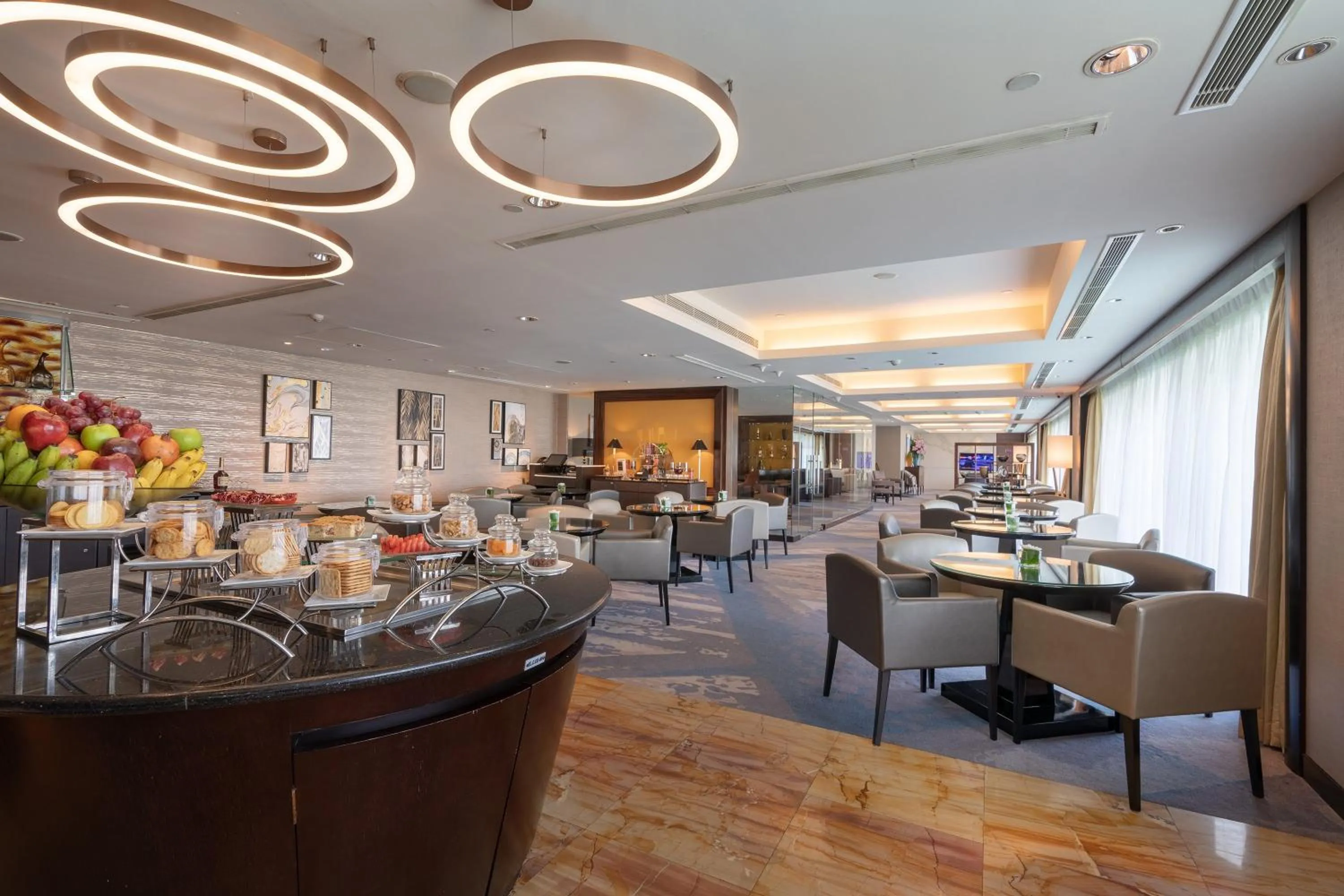 Lobby or reception in Cinnamon Grand Colombo