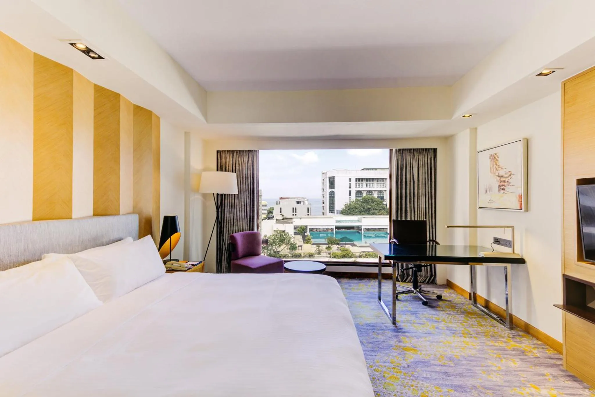 Bedroom, Bed in Cinnamon Grand Colombo