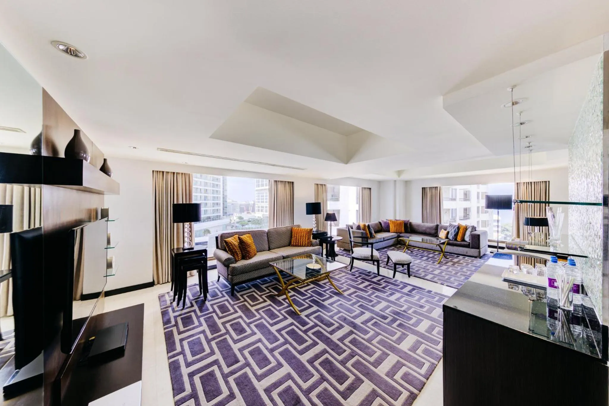 Living room in Cinnamon Grand Colombo