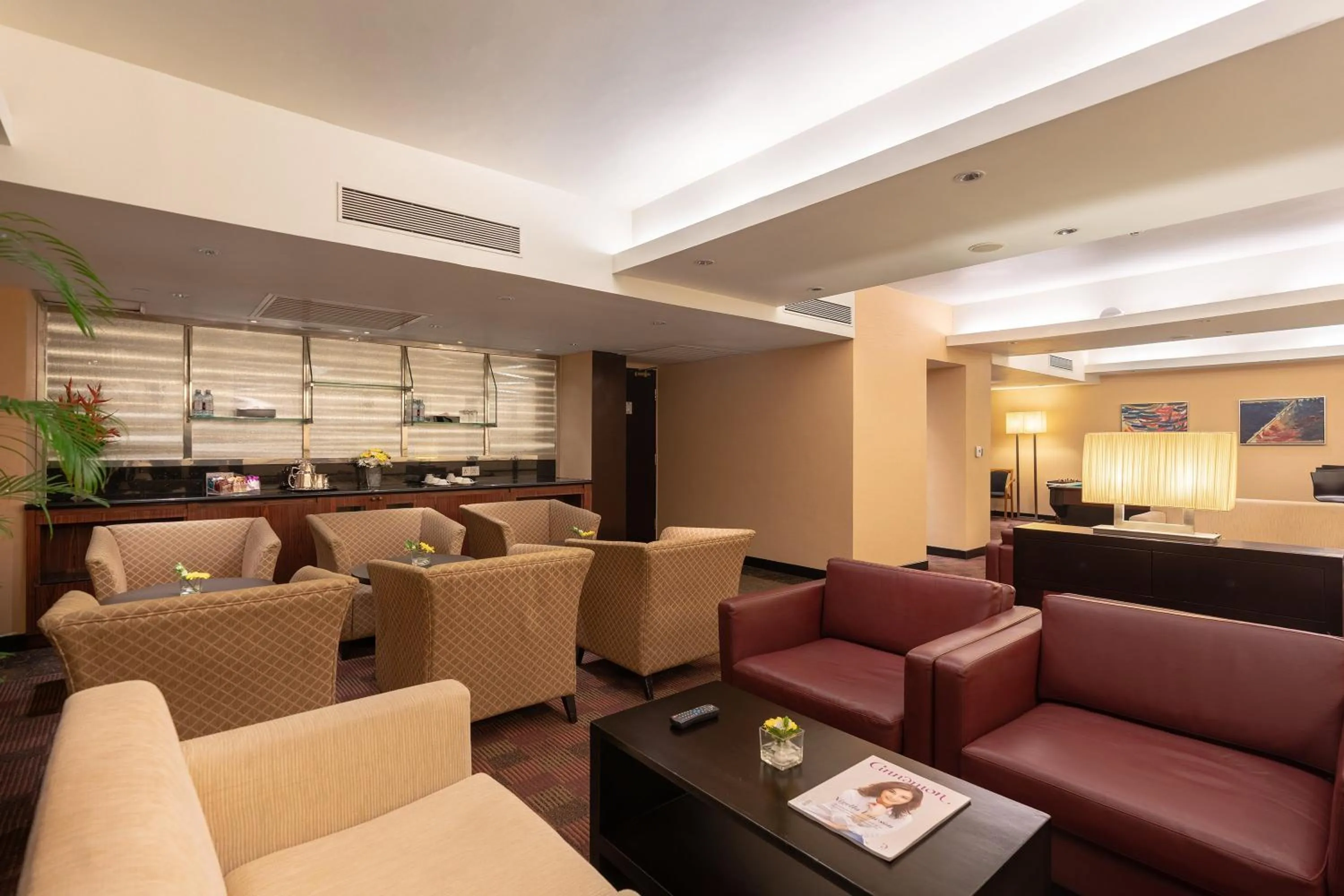 Lounge or bar in Cinnamon Grand Colombo
