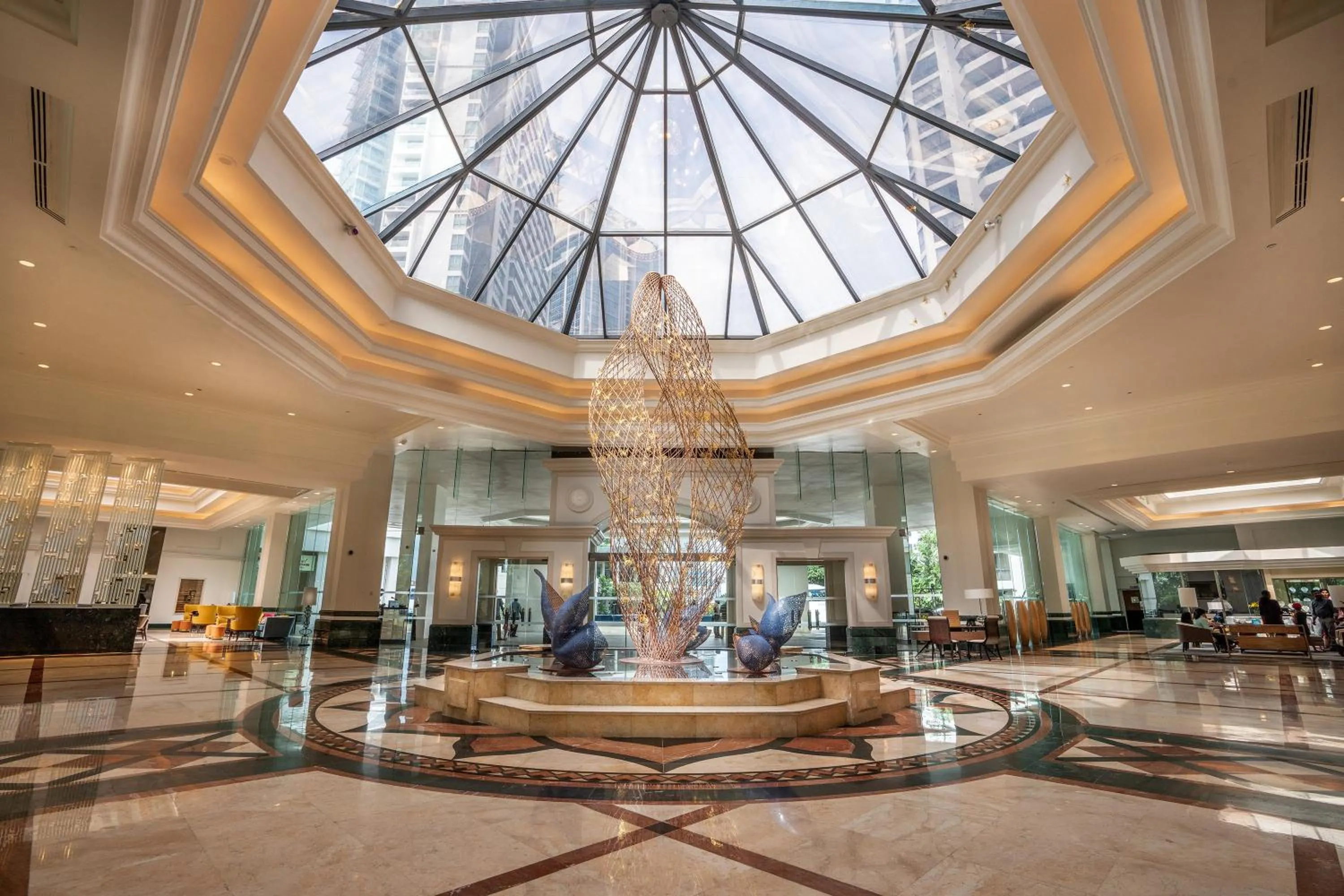 Lobby or reception in Cinnamon Grand Colombo