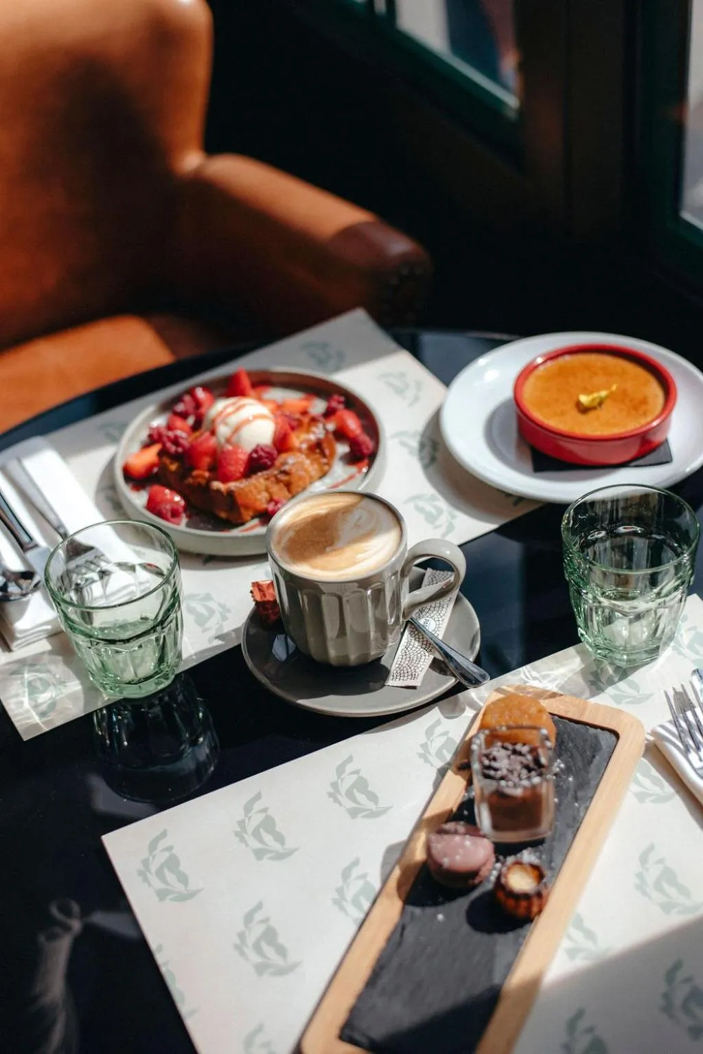 Restaurant/places to eat in Hôtel Belleval