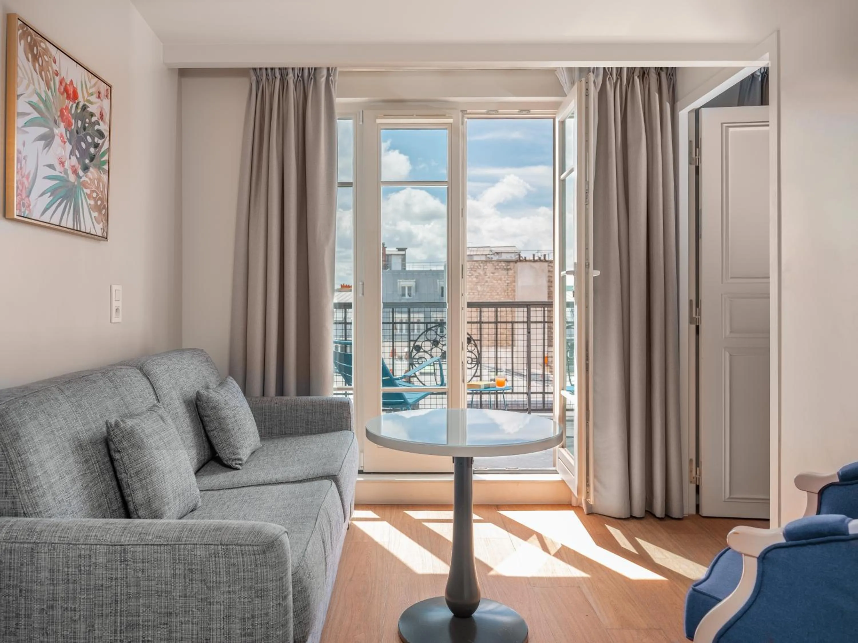 View (from property/room) in Hôtel Belleval