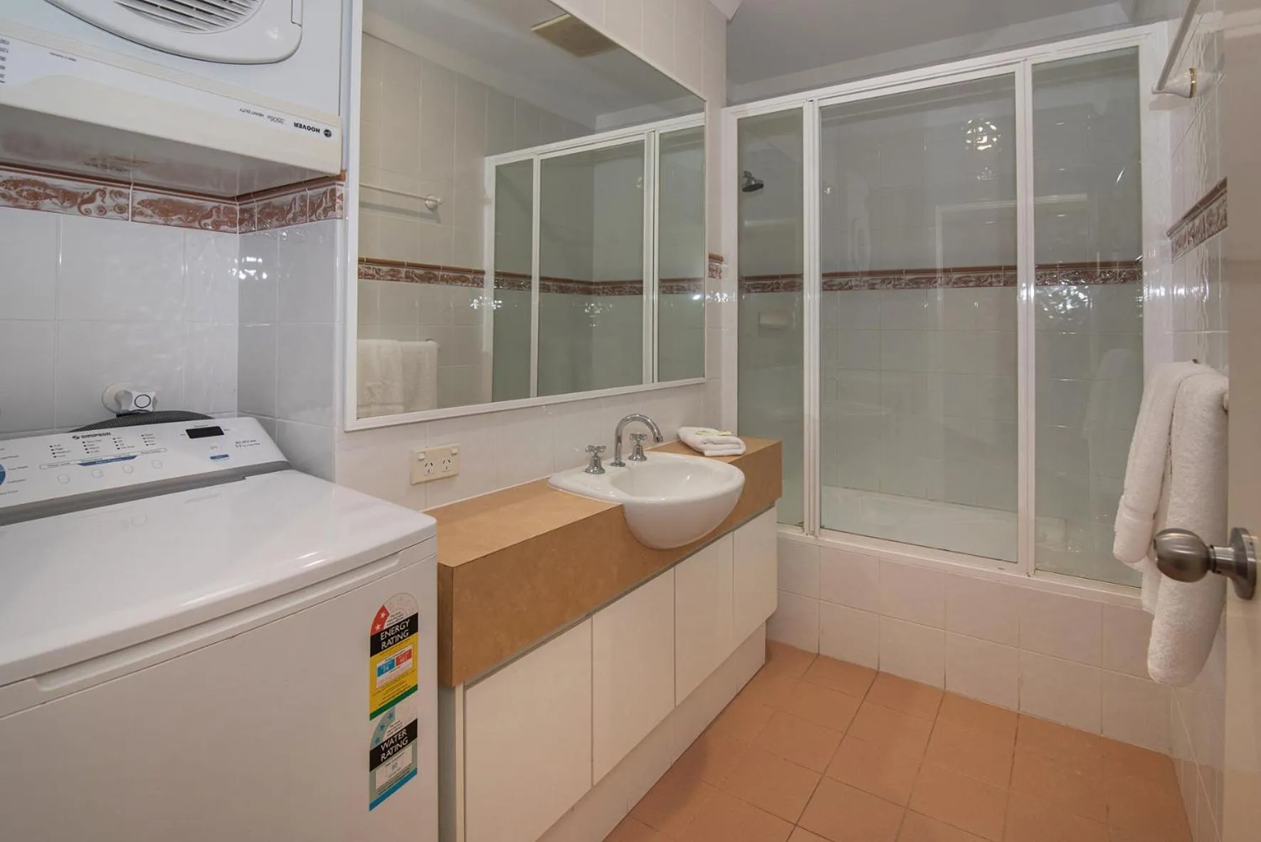 Bathroom in Bayshore Beachside Resort