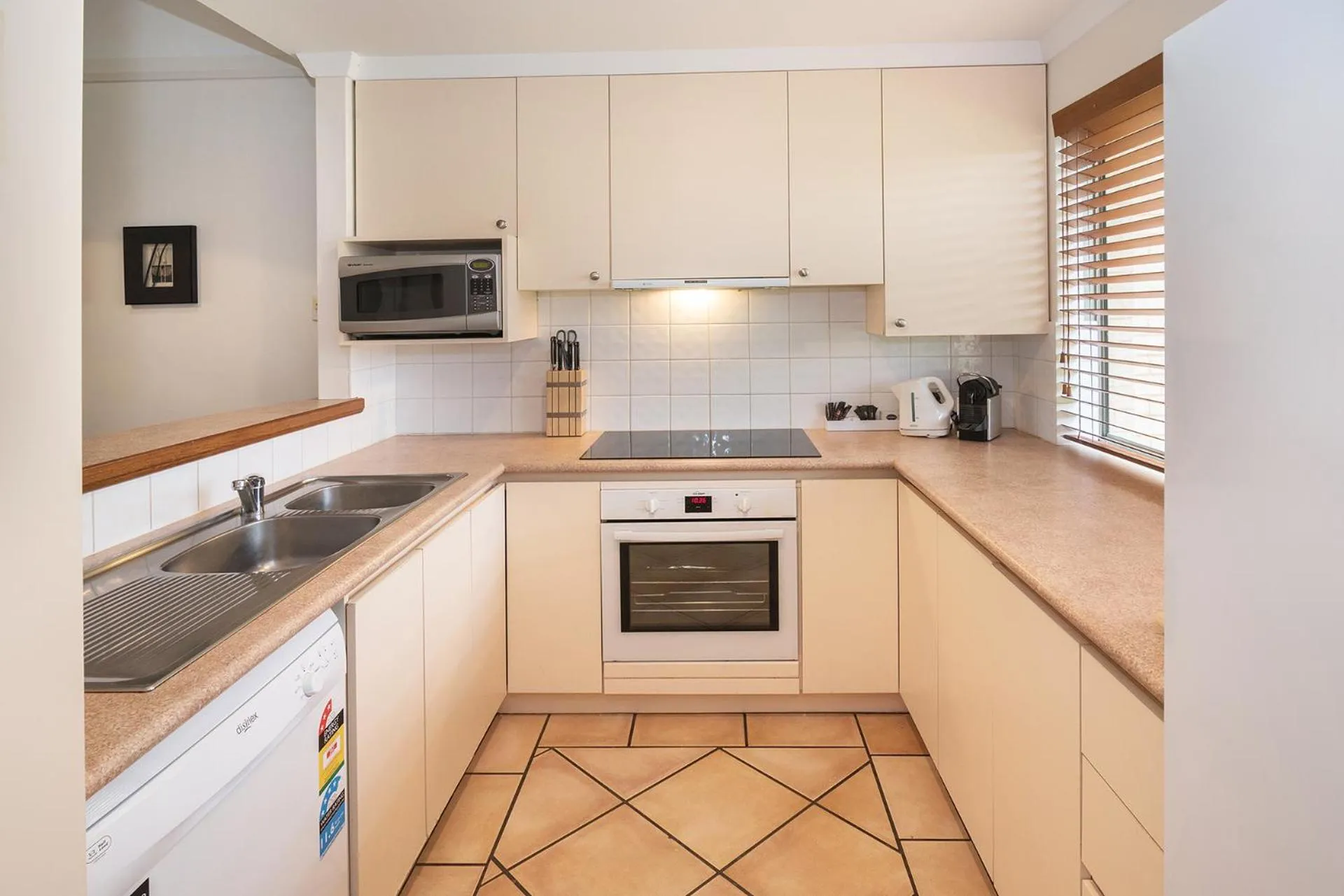 Bayshore Beachside Resort