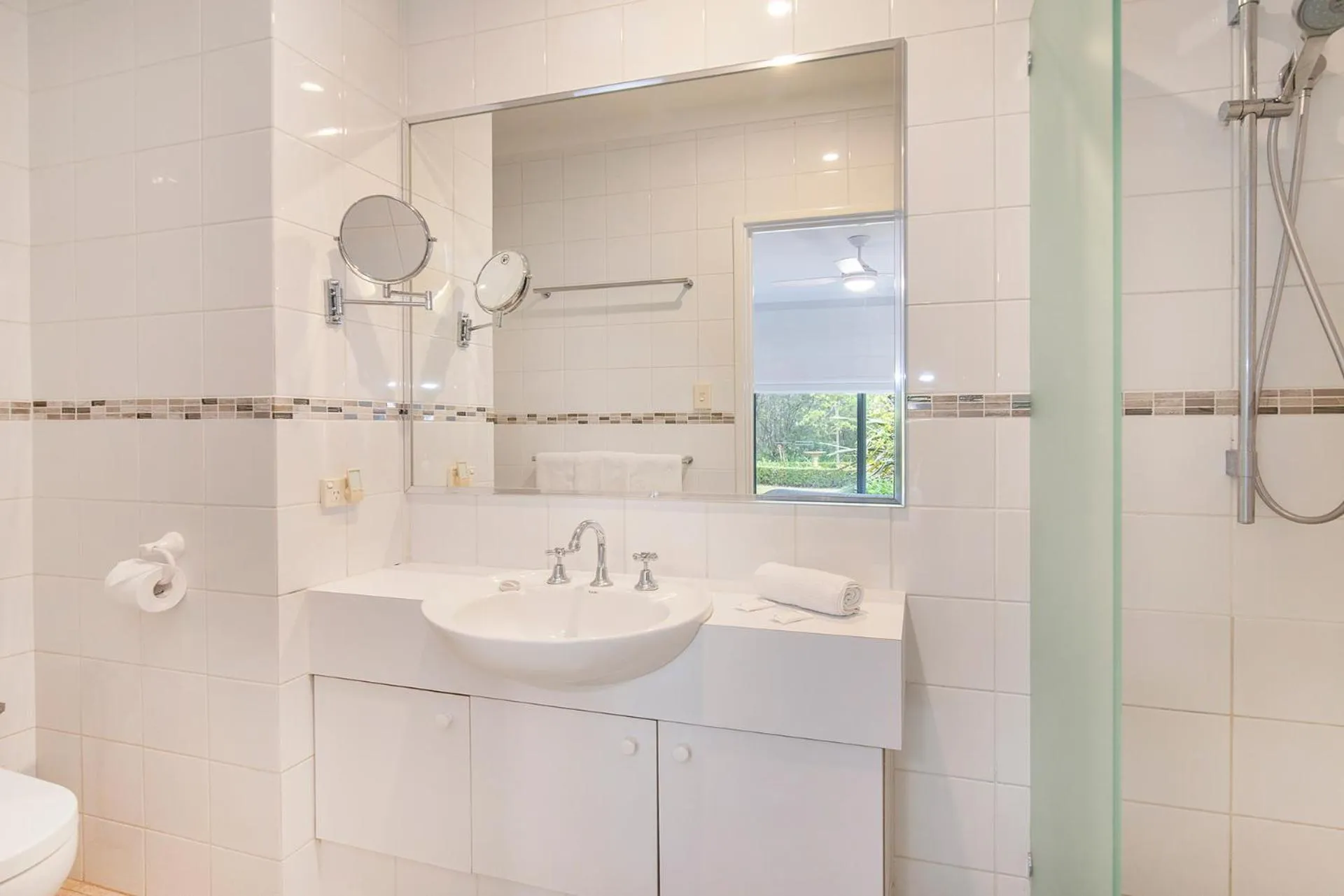 Bayshore Beachside Resort