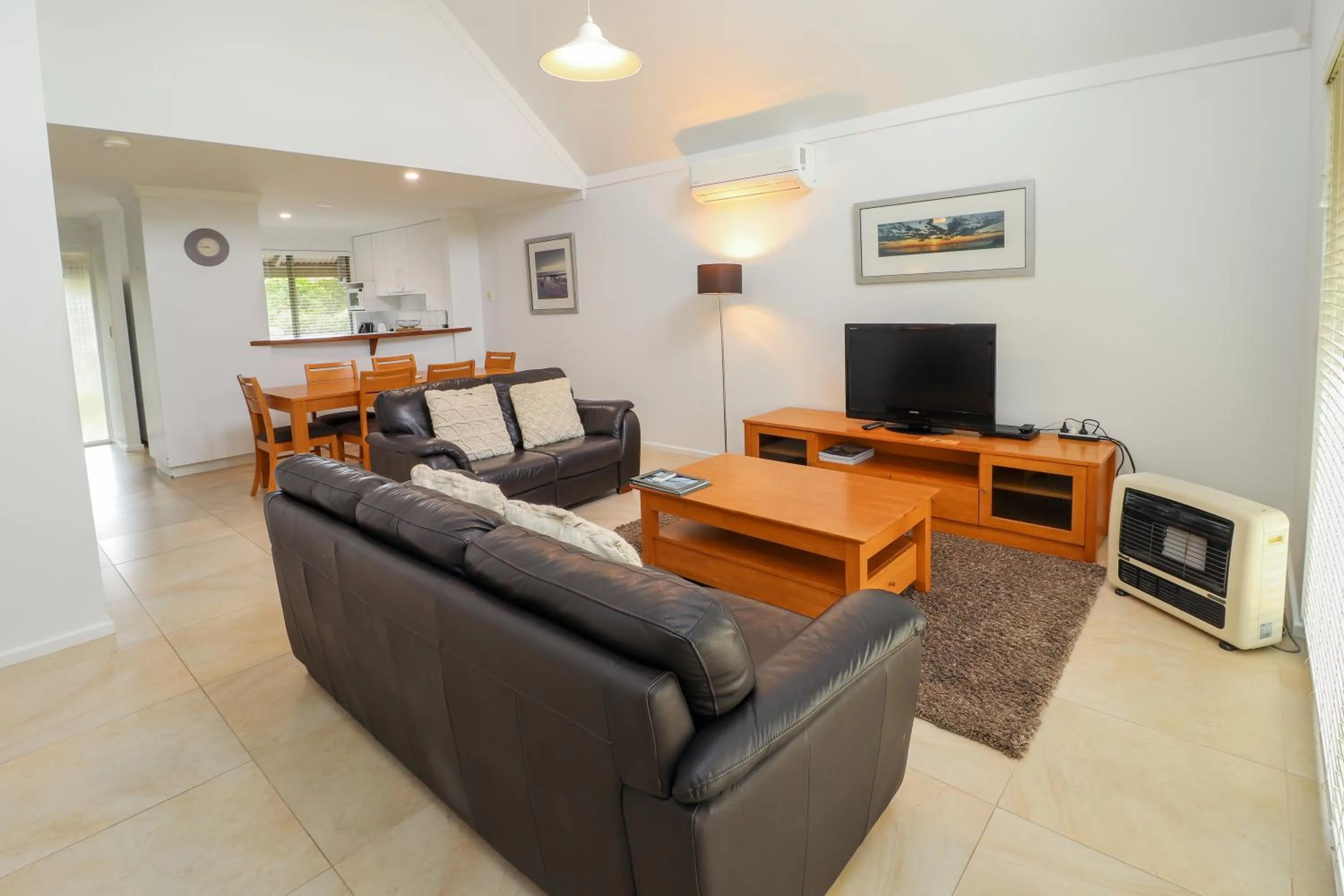 Bayshore Beachside Resort