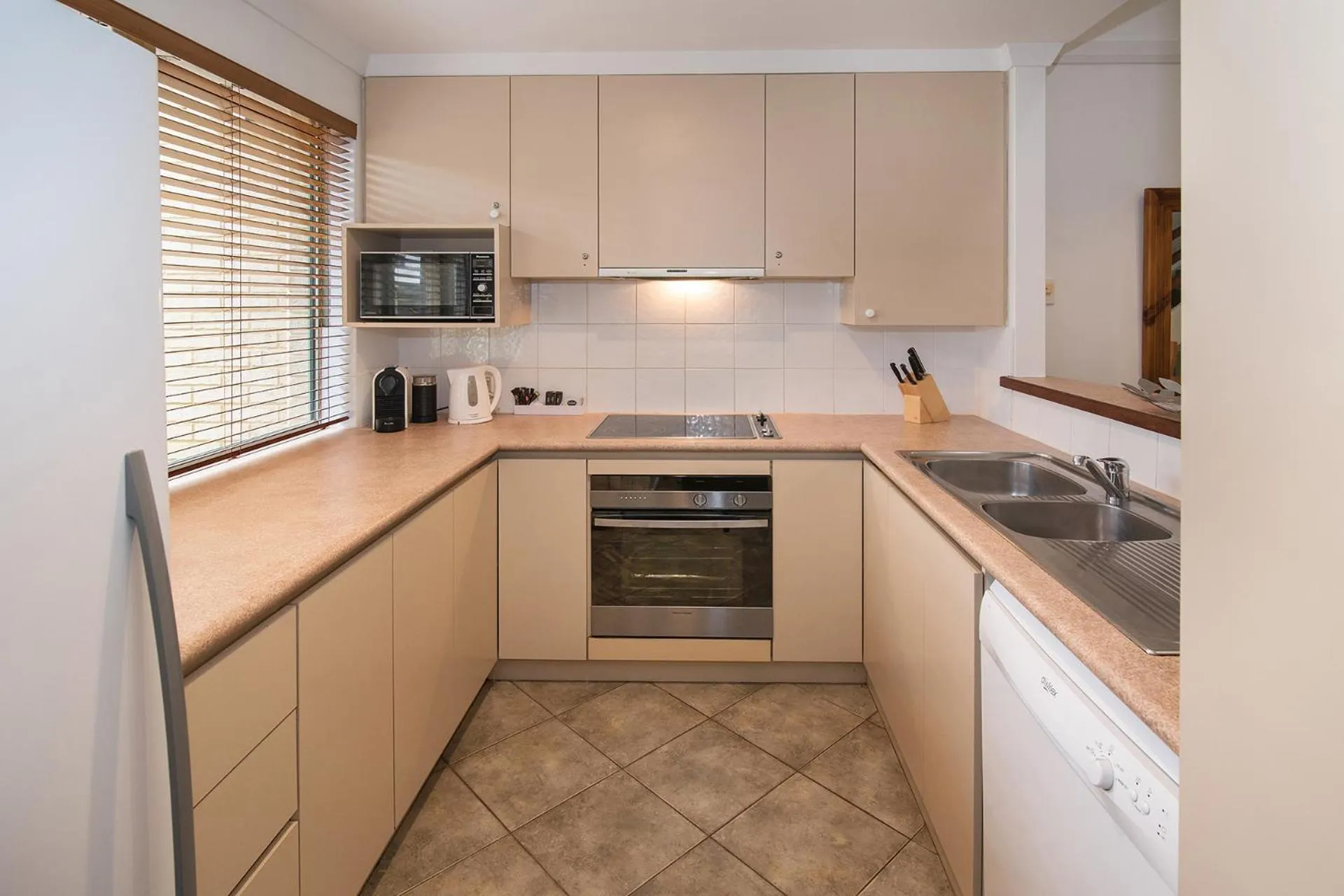 Bayshore Beachside Resort