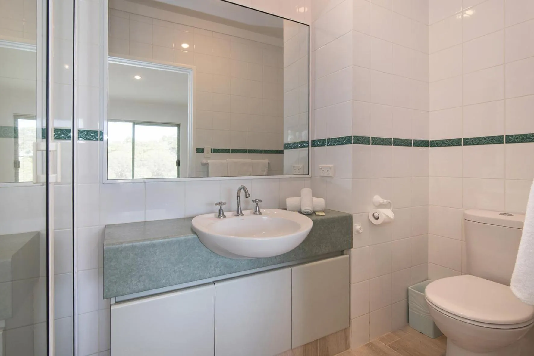 Bayshore Beachside Resort