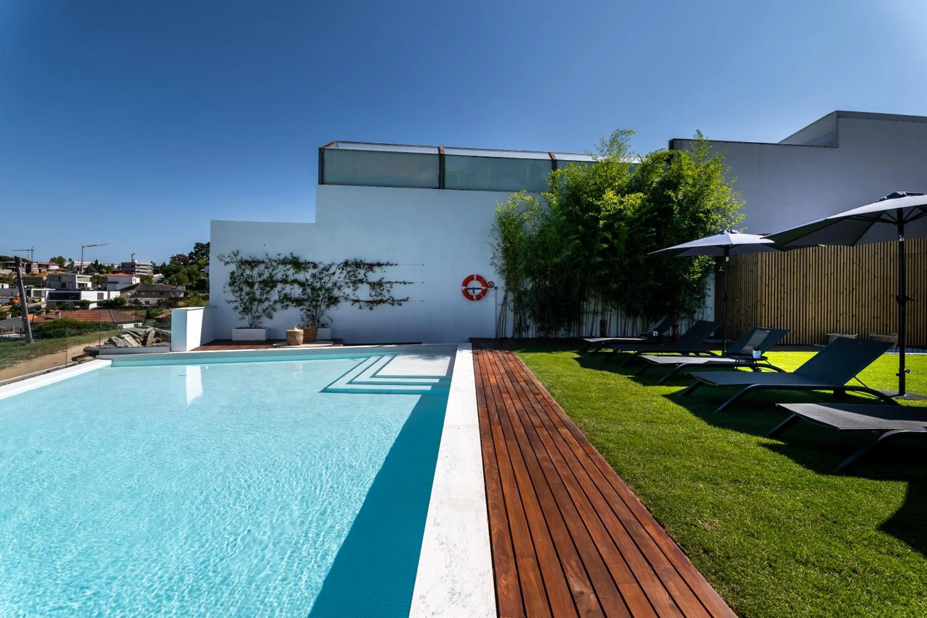 Swimming pool in 4615 Hotel