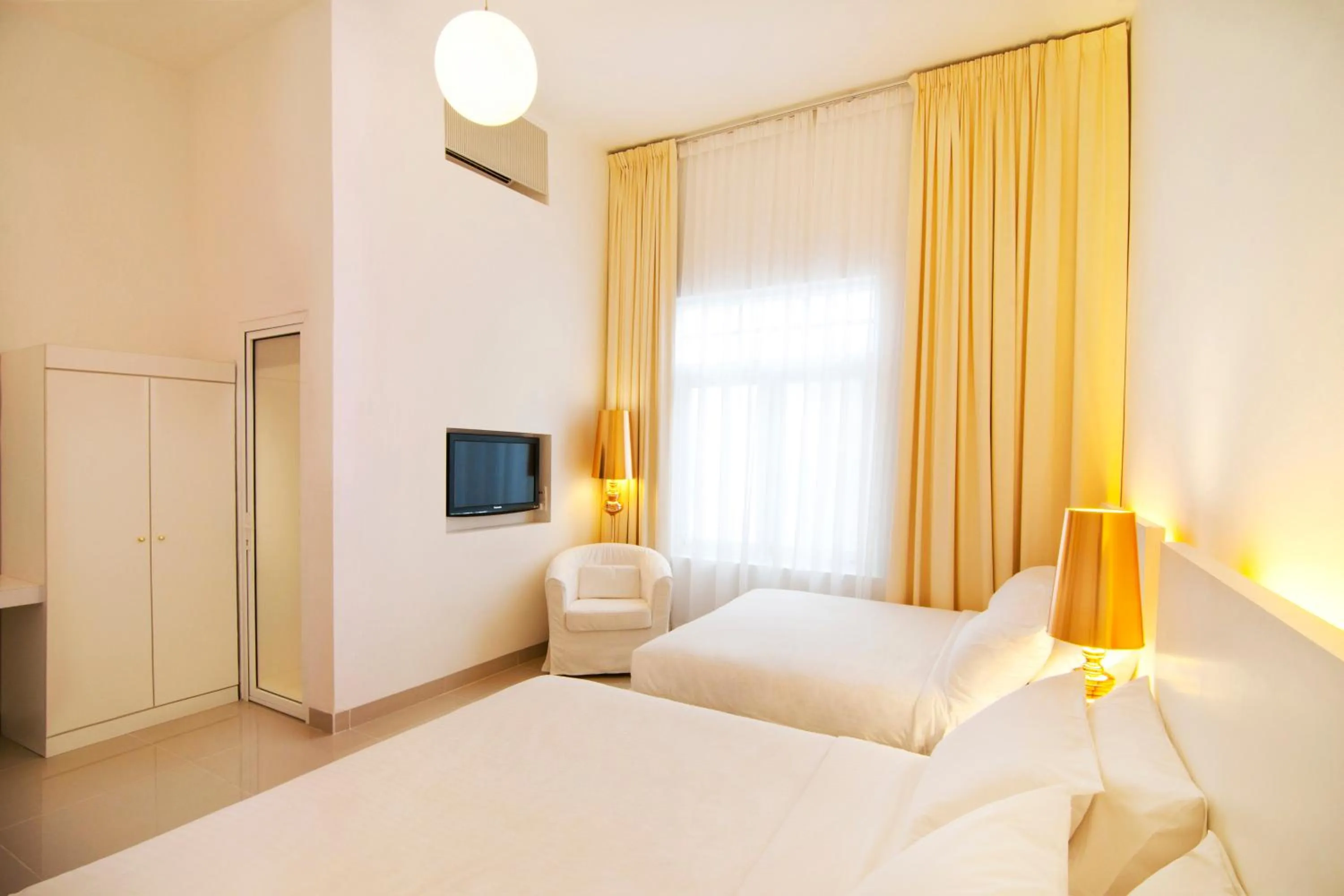 Bed in Chulia Heritage Hotel