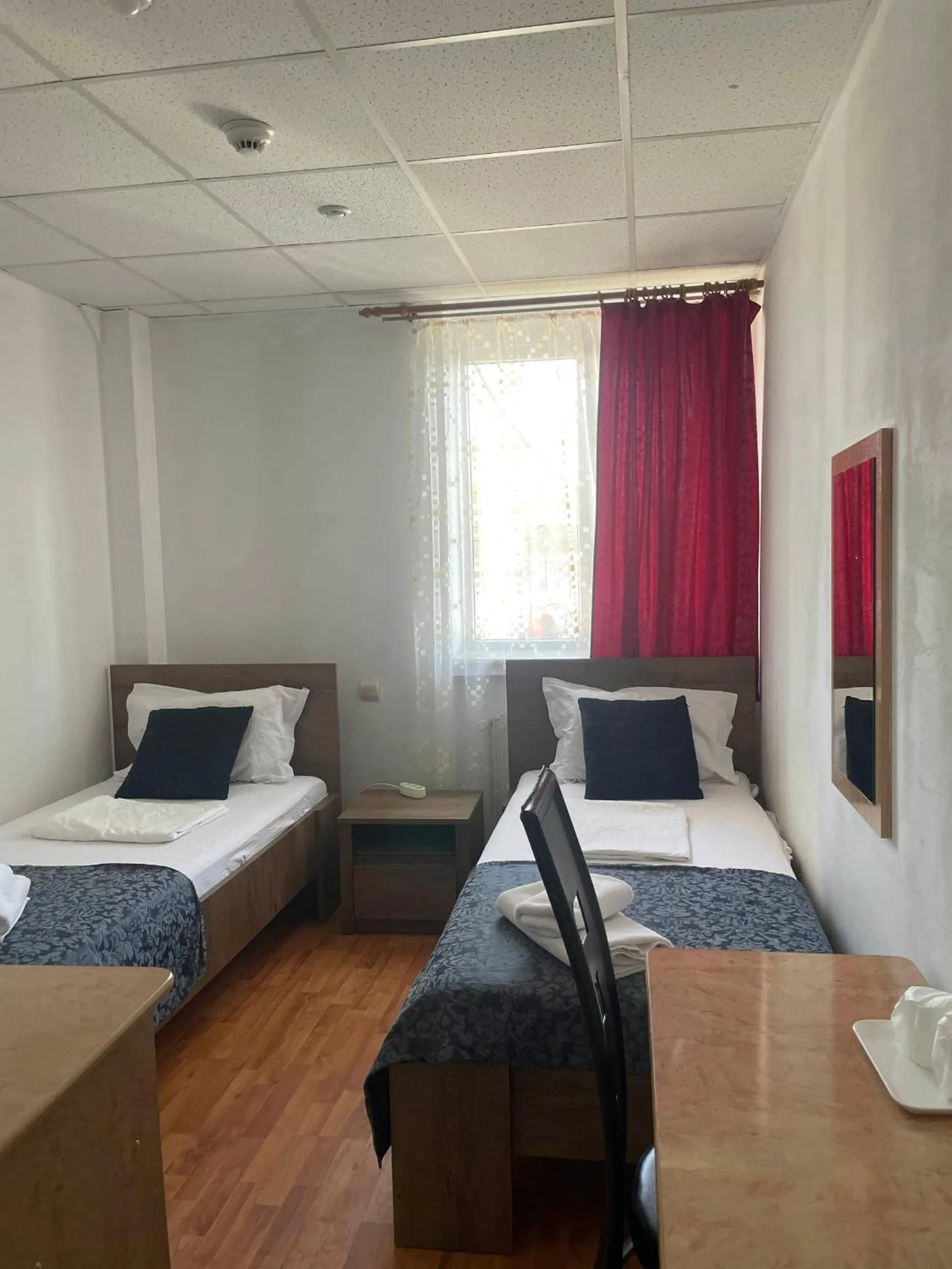 Bed in Motel Maestro