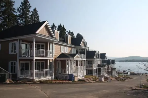 Property building in Condo Lac Archambault 295