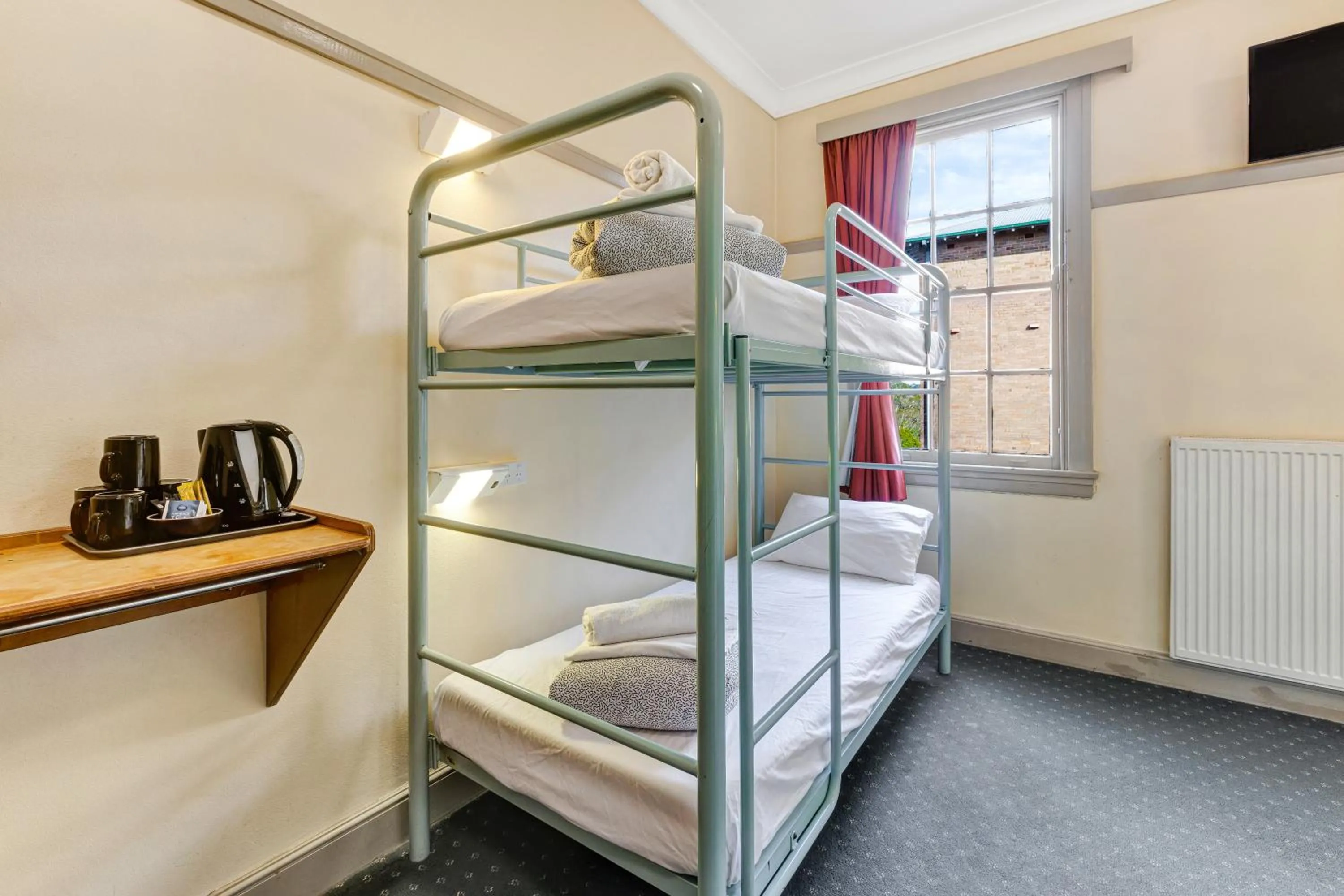 Bedroom, Bed in YHA Blue Mountains Katoomba