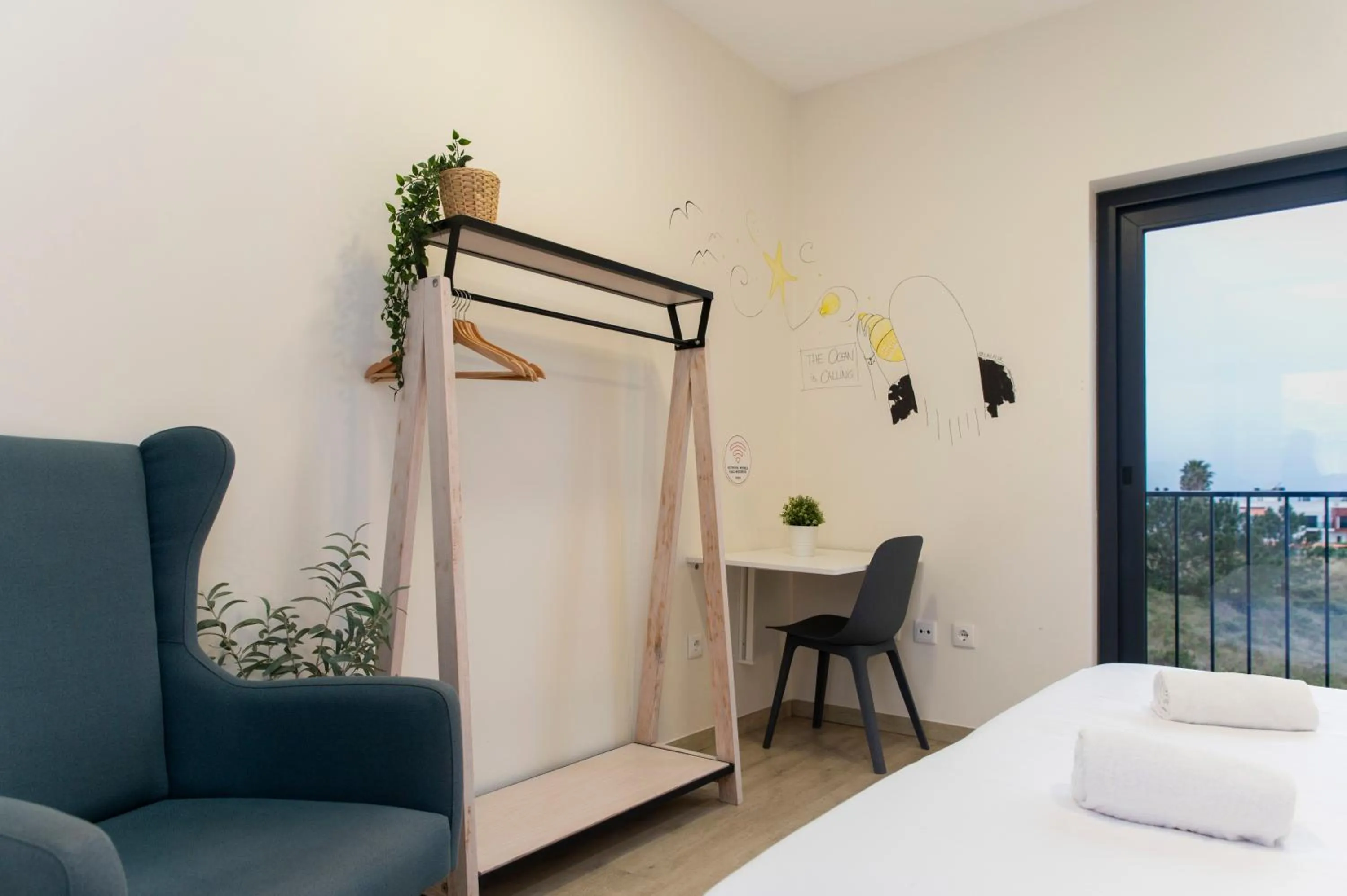 Bed in WOT Ericeira Surf Social