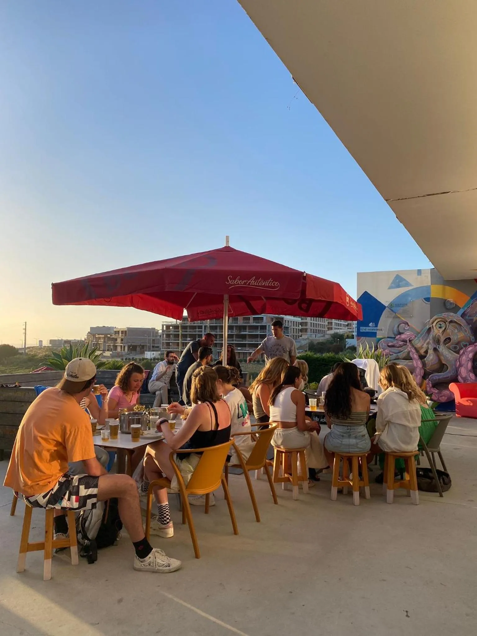 Food and drinks in WOT Ericeira Surf Social