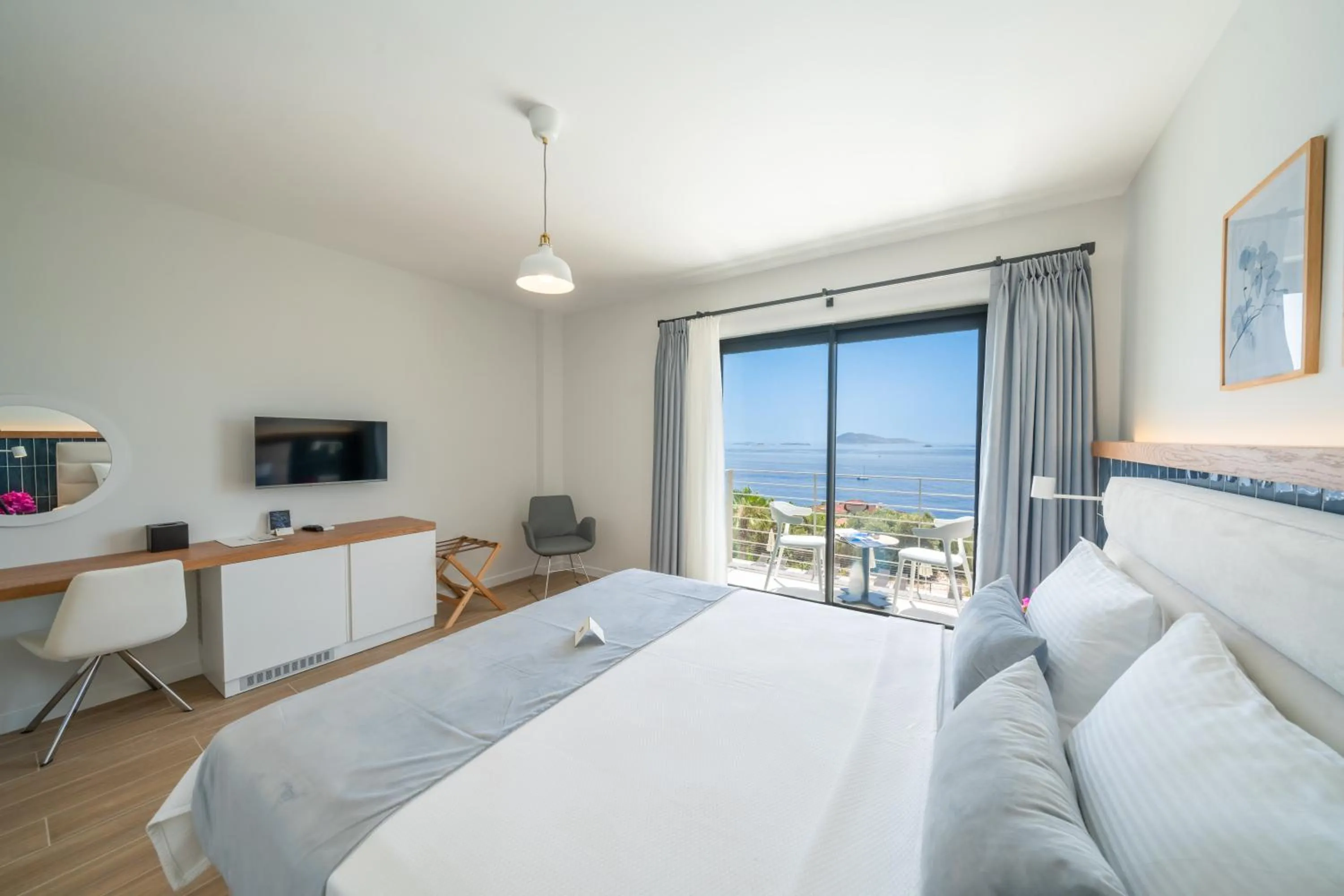 Photo of the whole room, Bed in Olea Nova Hotel