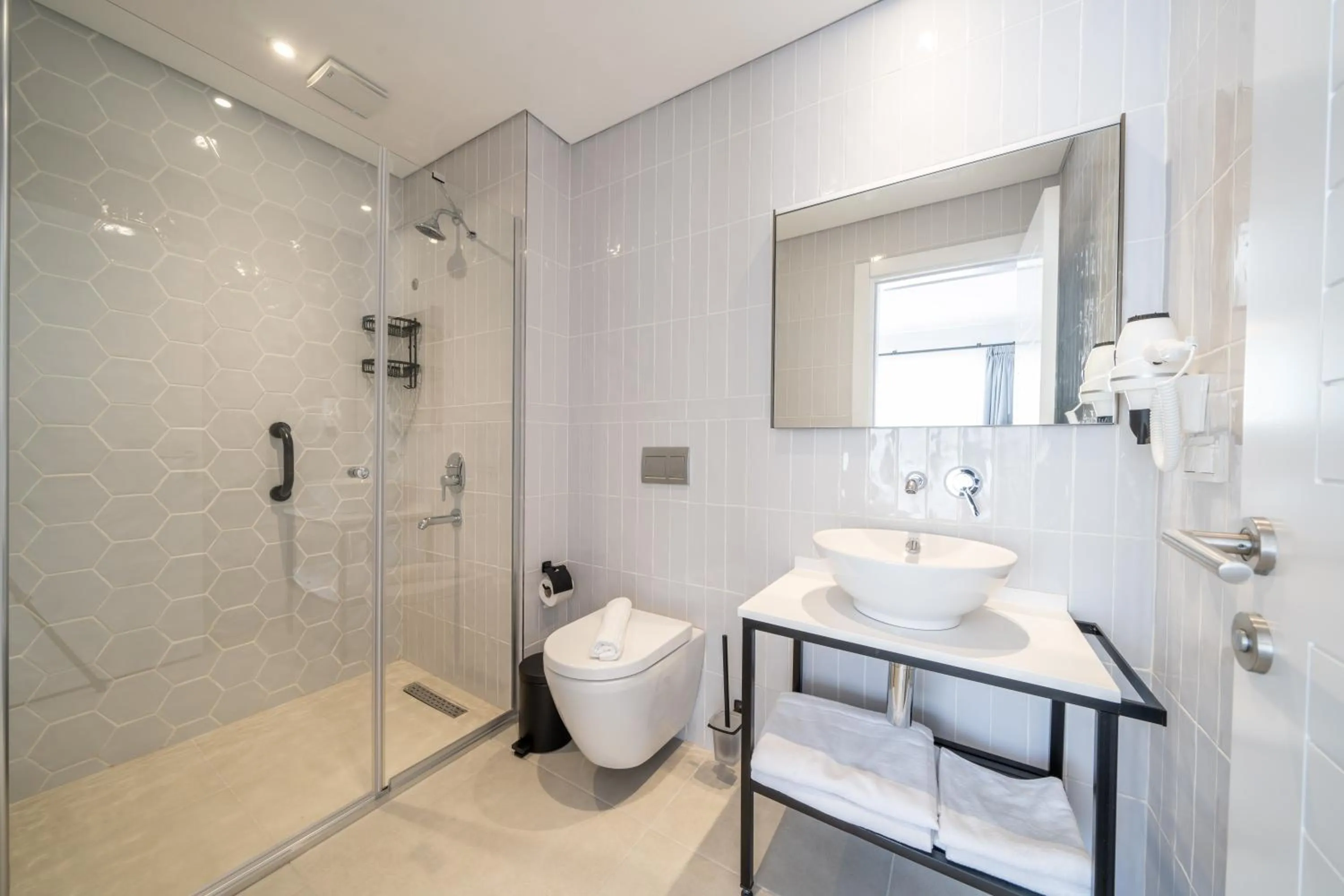 Bathroom in Olea Nova Hotel