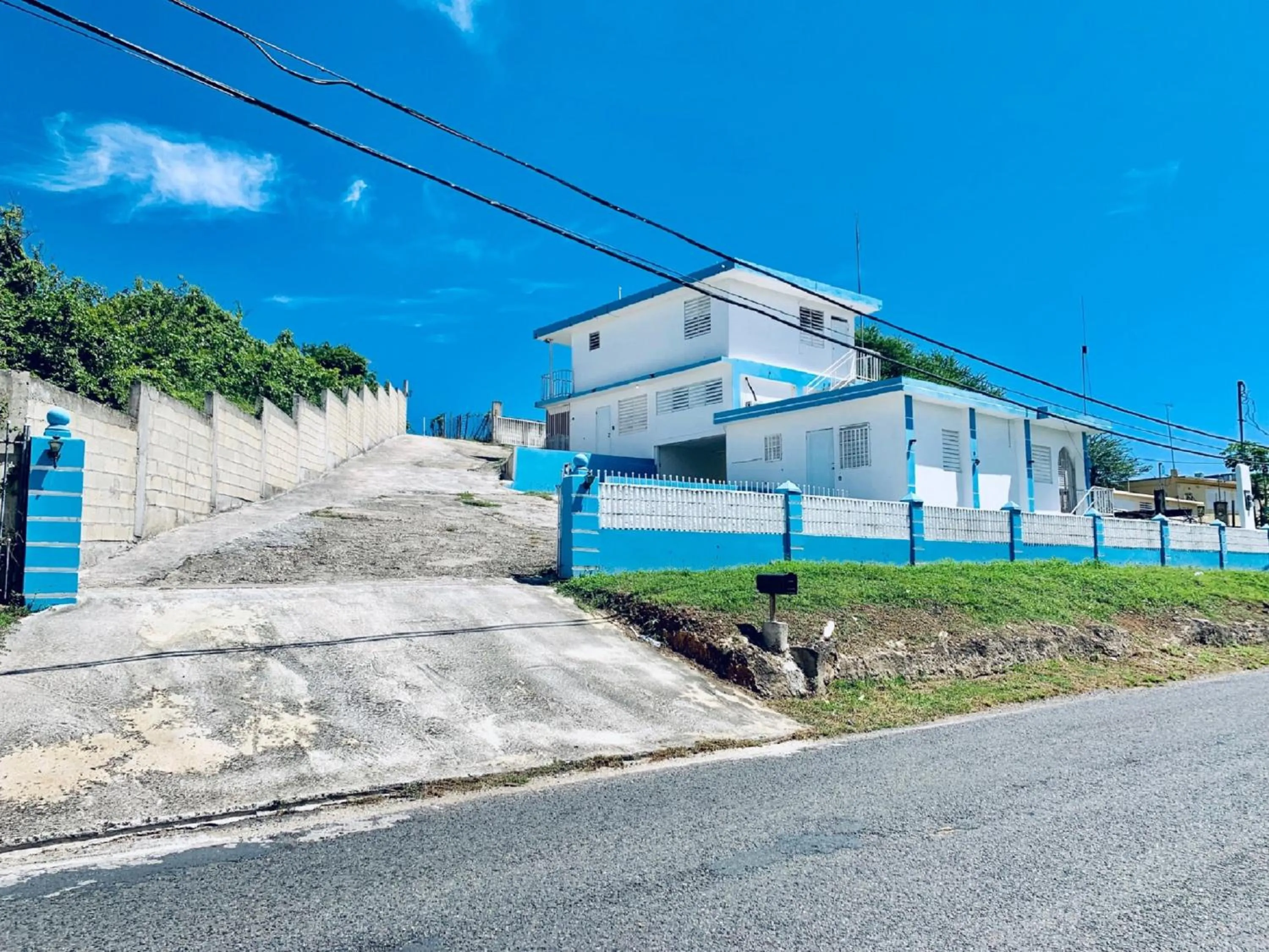 Property building in The Hill at Arecibo 681 Ocean Drive
